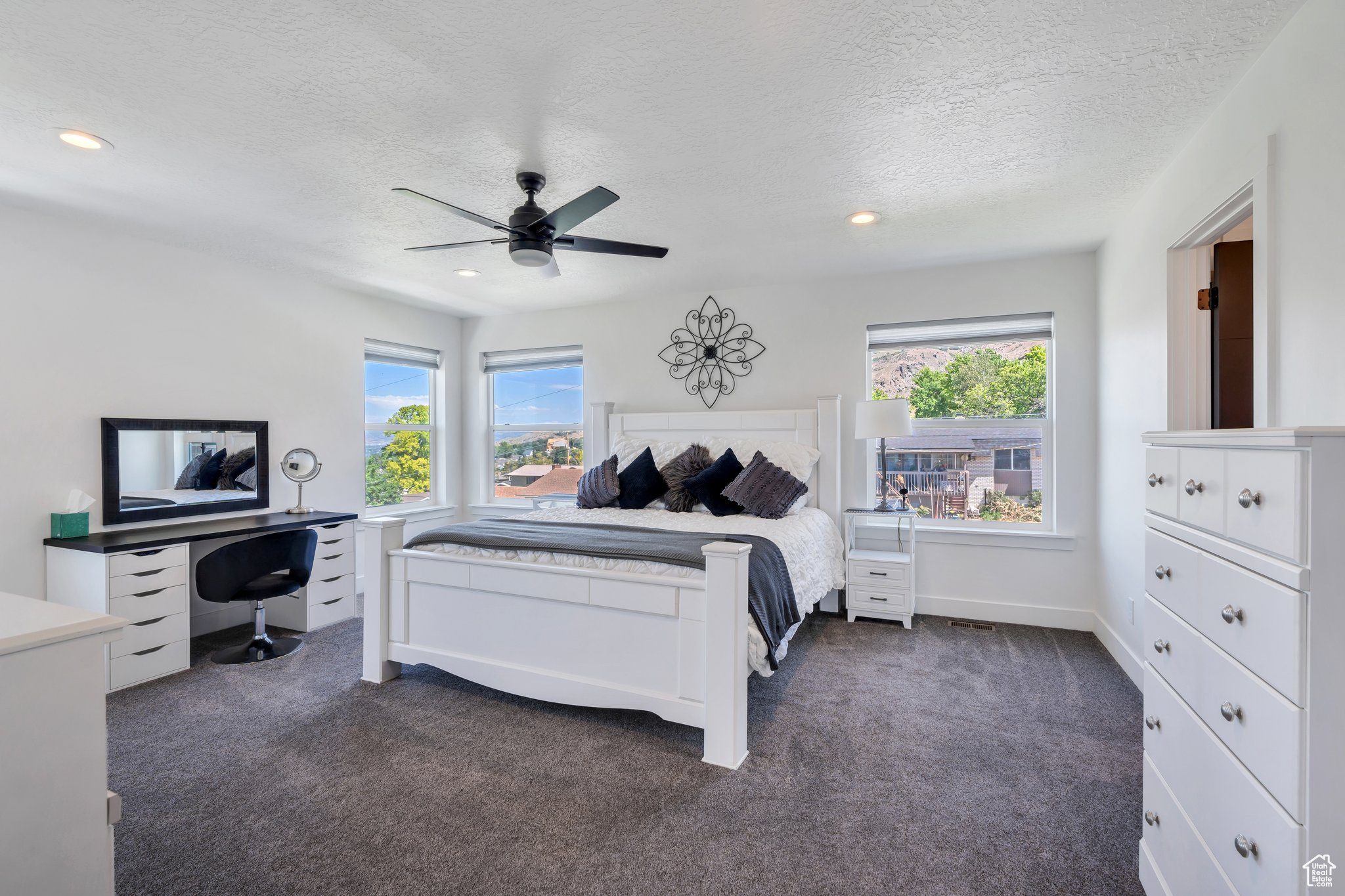 ASHLYN LANE - Residential