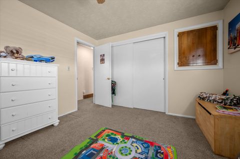 Tiny photo for 2298 W 800 N, Clinton, UT 84015 (MLS # 2138642)