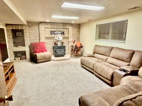 Tiny photo for 2298 W 800 N, Clinton, UT 84015 (MLS # 2138642)