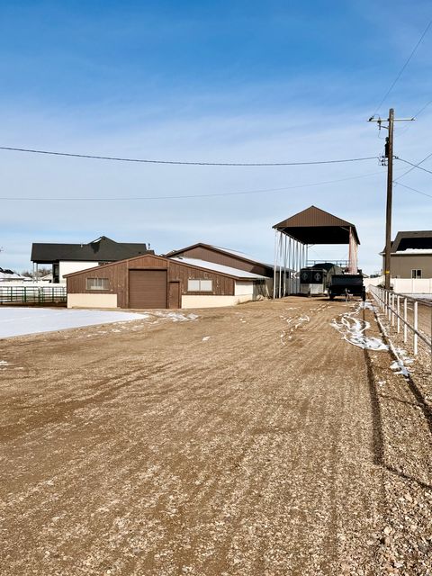Tiny photo for 2298 W 800 N, Clinton, UT 84015 (MLS # 2138642)
