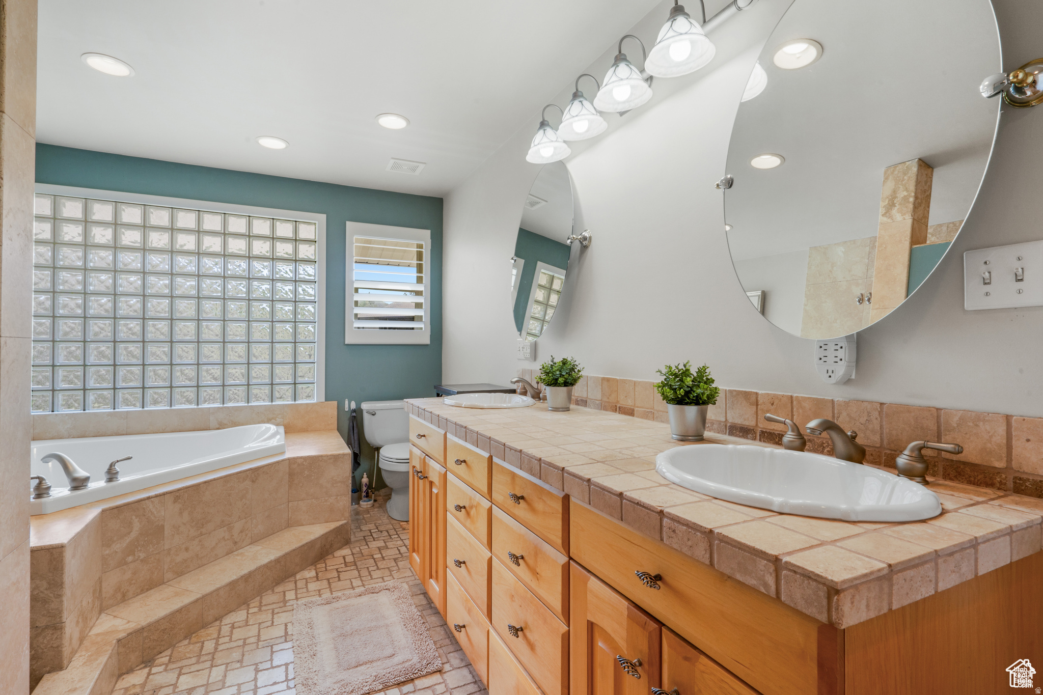 PEPPERWOOD - Residential