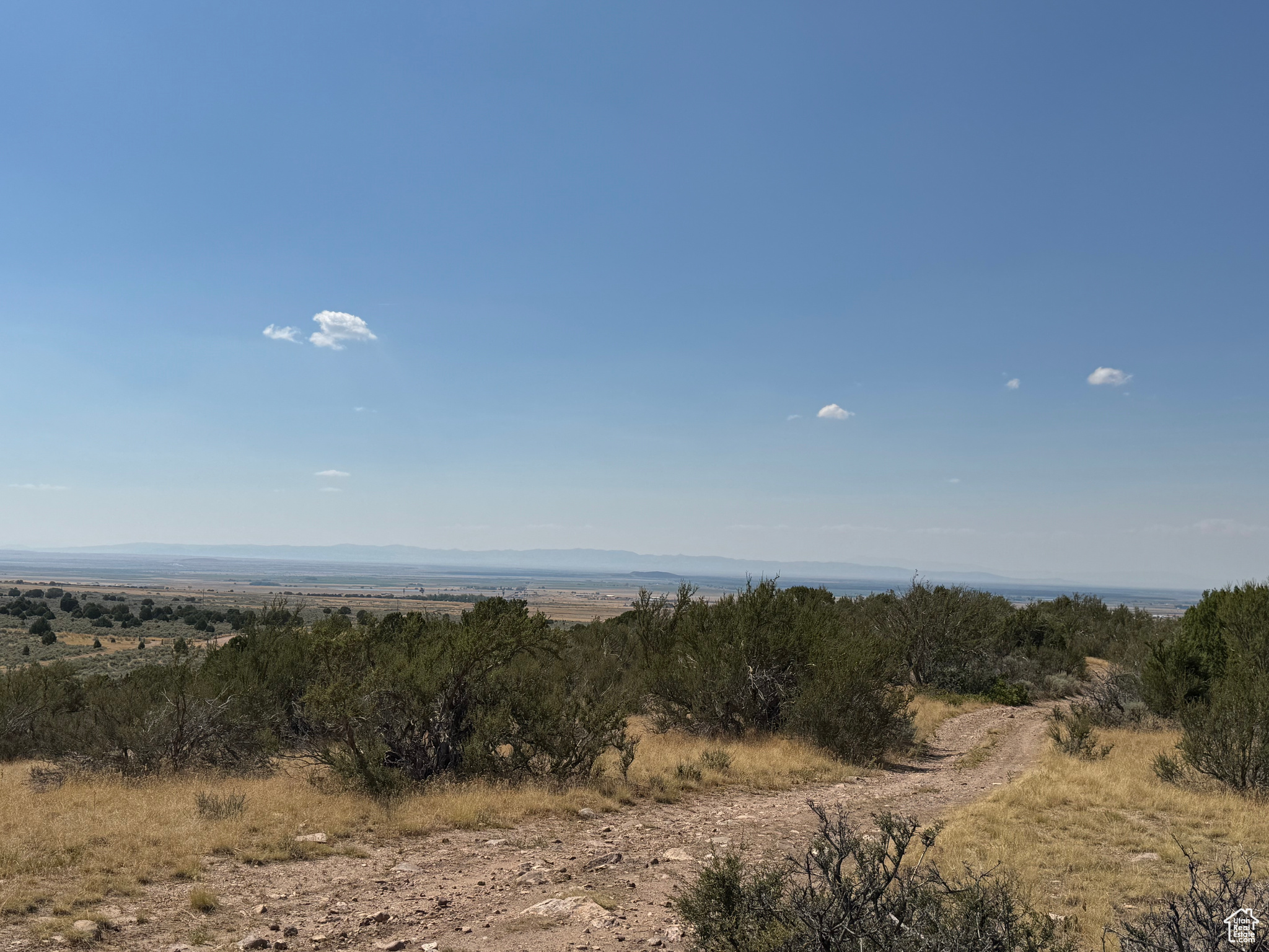 SE1/4 SEC 28, T21S, R4W - Land