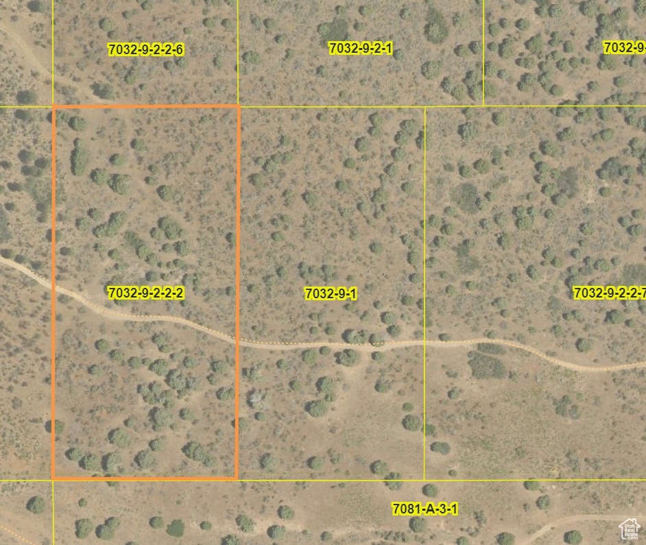 SE1/4 SEC 28, T21S, R4W - Land