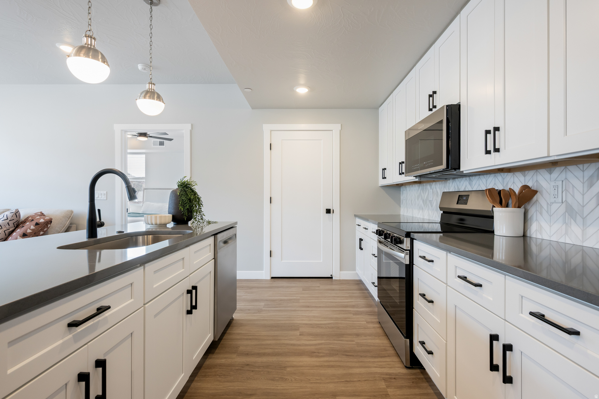 CORAL SPRINGS CONDOMINIUMS - Residential