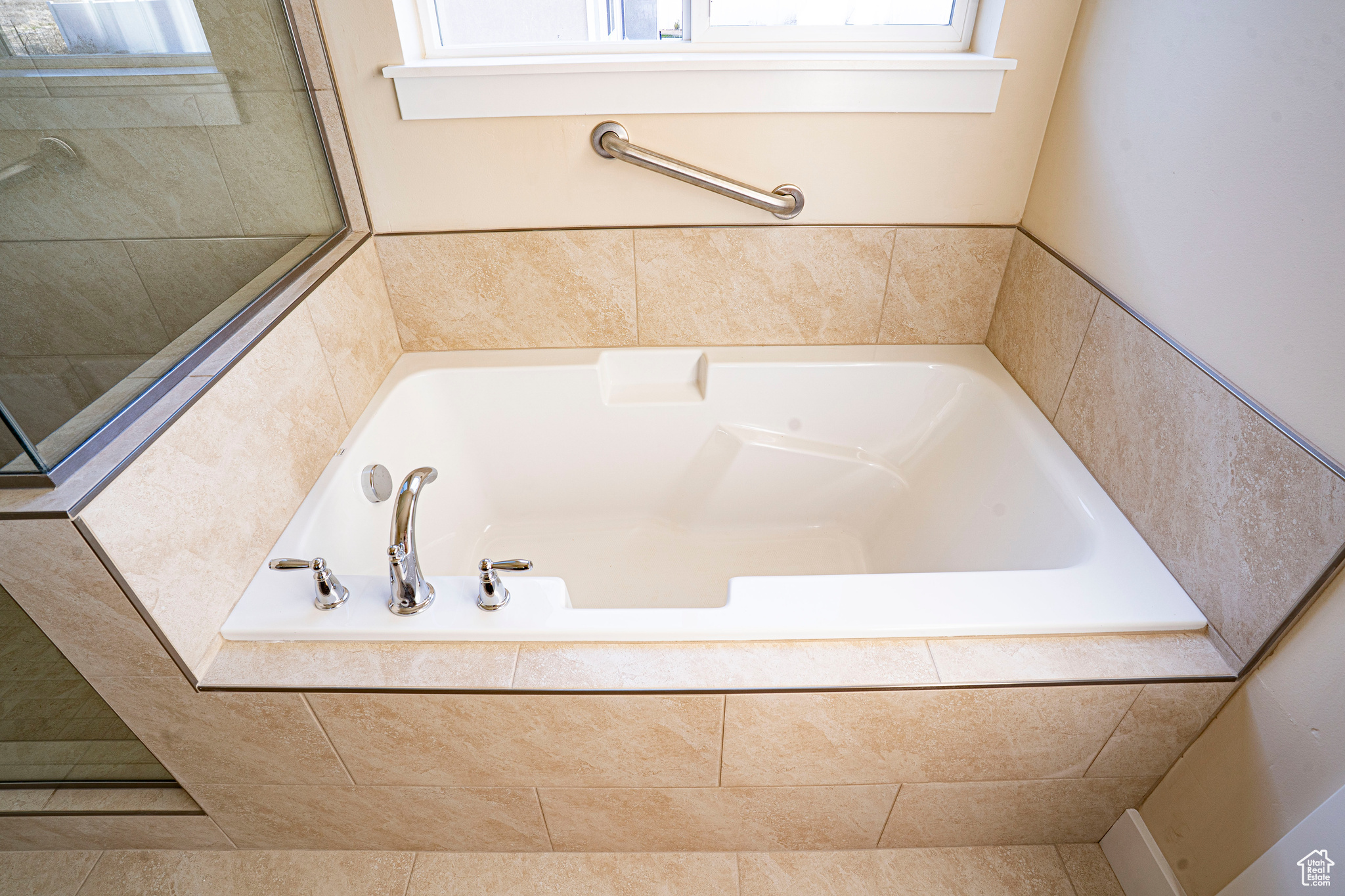 TAYLOR LANDING - Residential