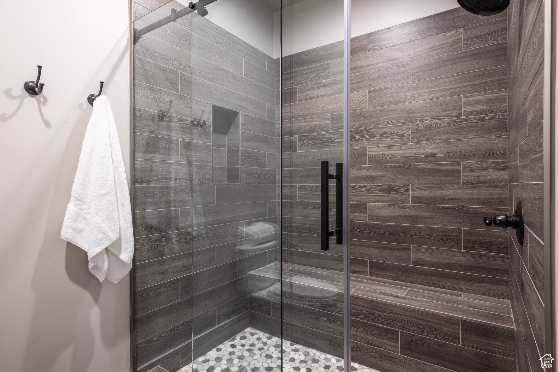 RED LEDGES - Residential