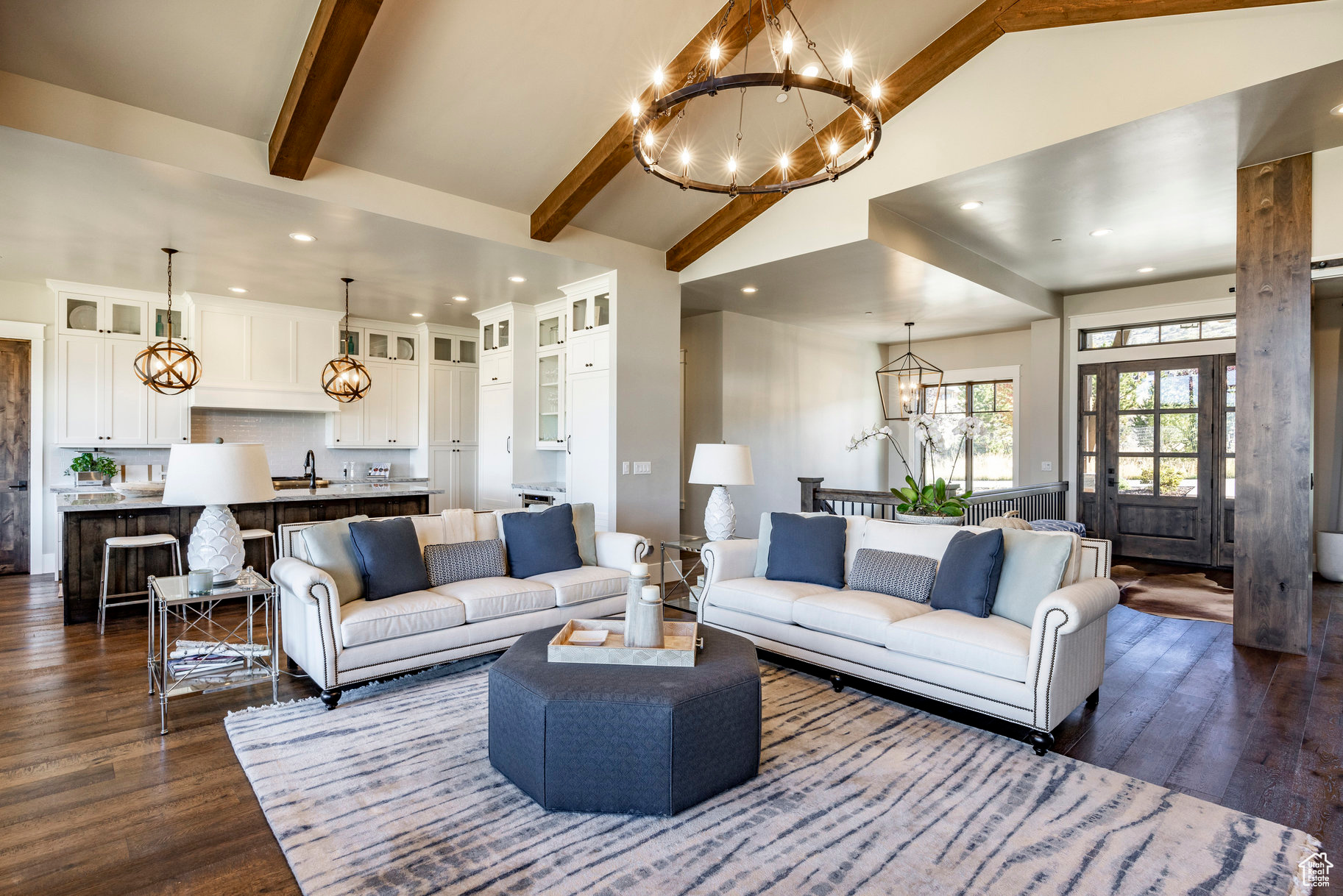 RED LEDGES - Residential