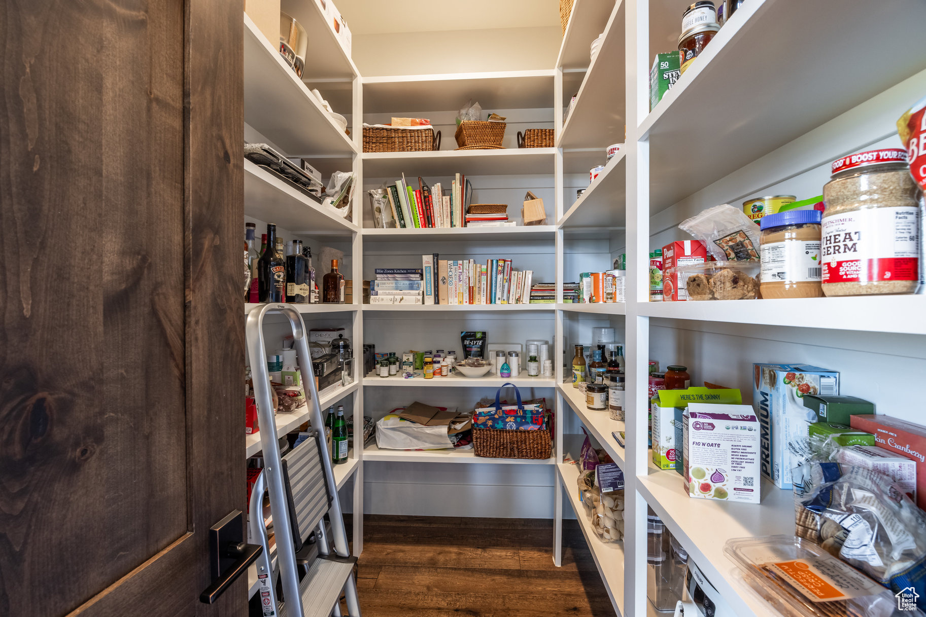 RED LEDGES - Residential