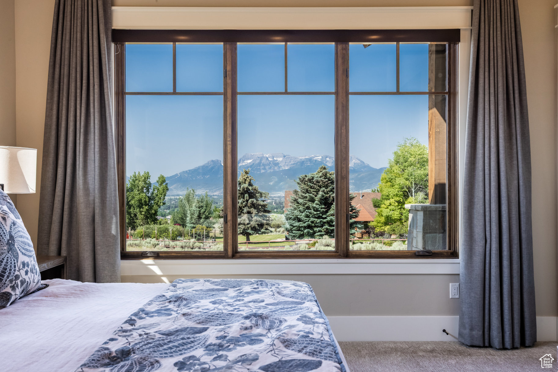 RED LEDGES - Residential