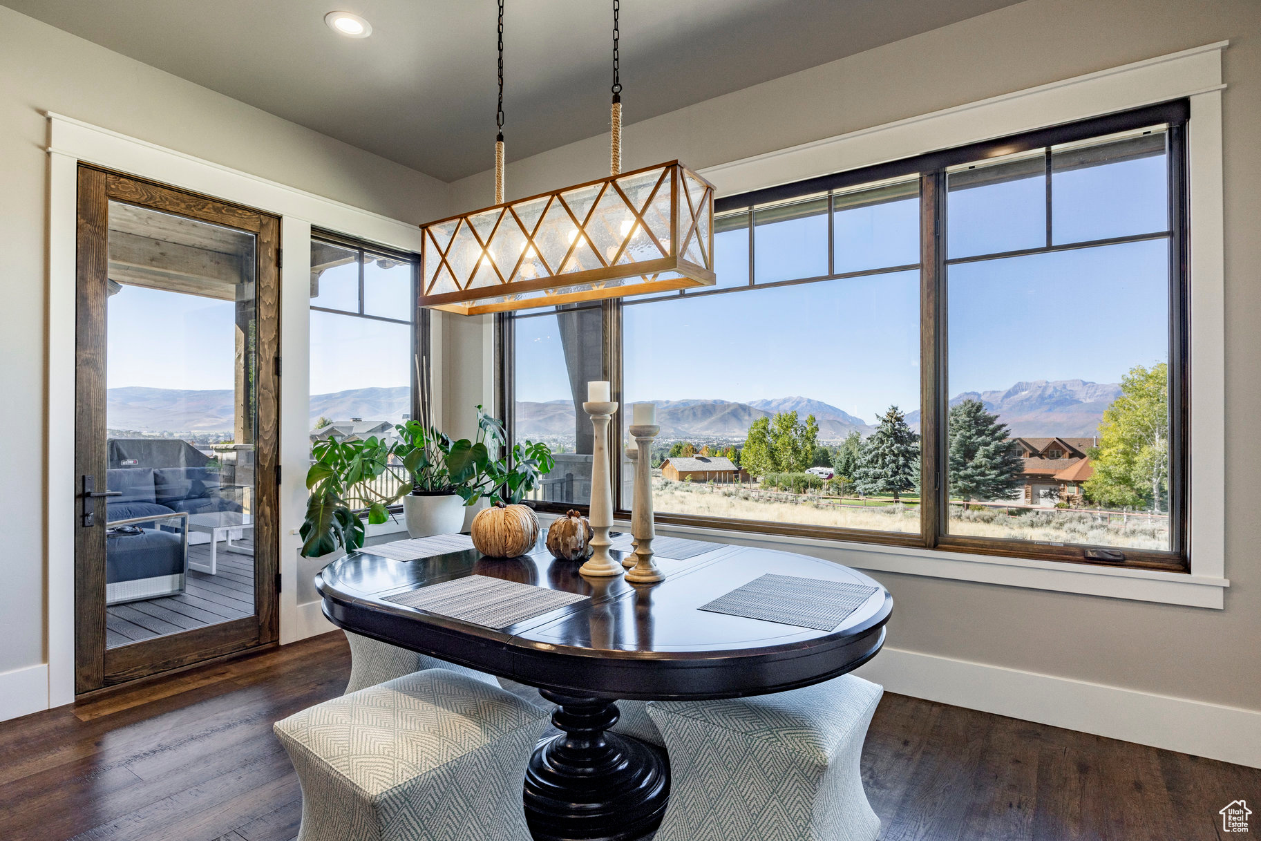 RED LEDGES - Residential