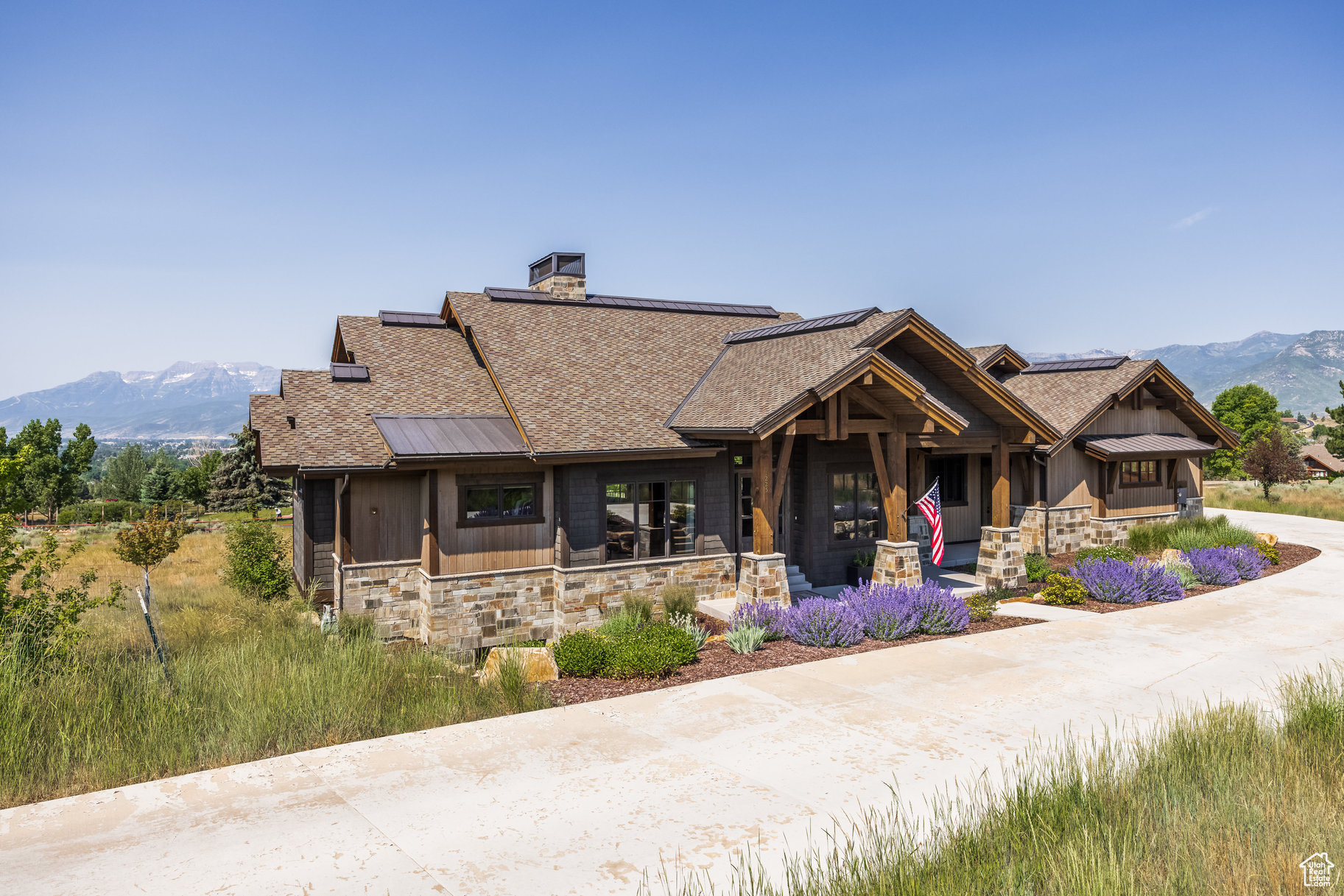 RED LEDGES - Residential