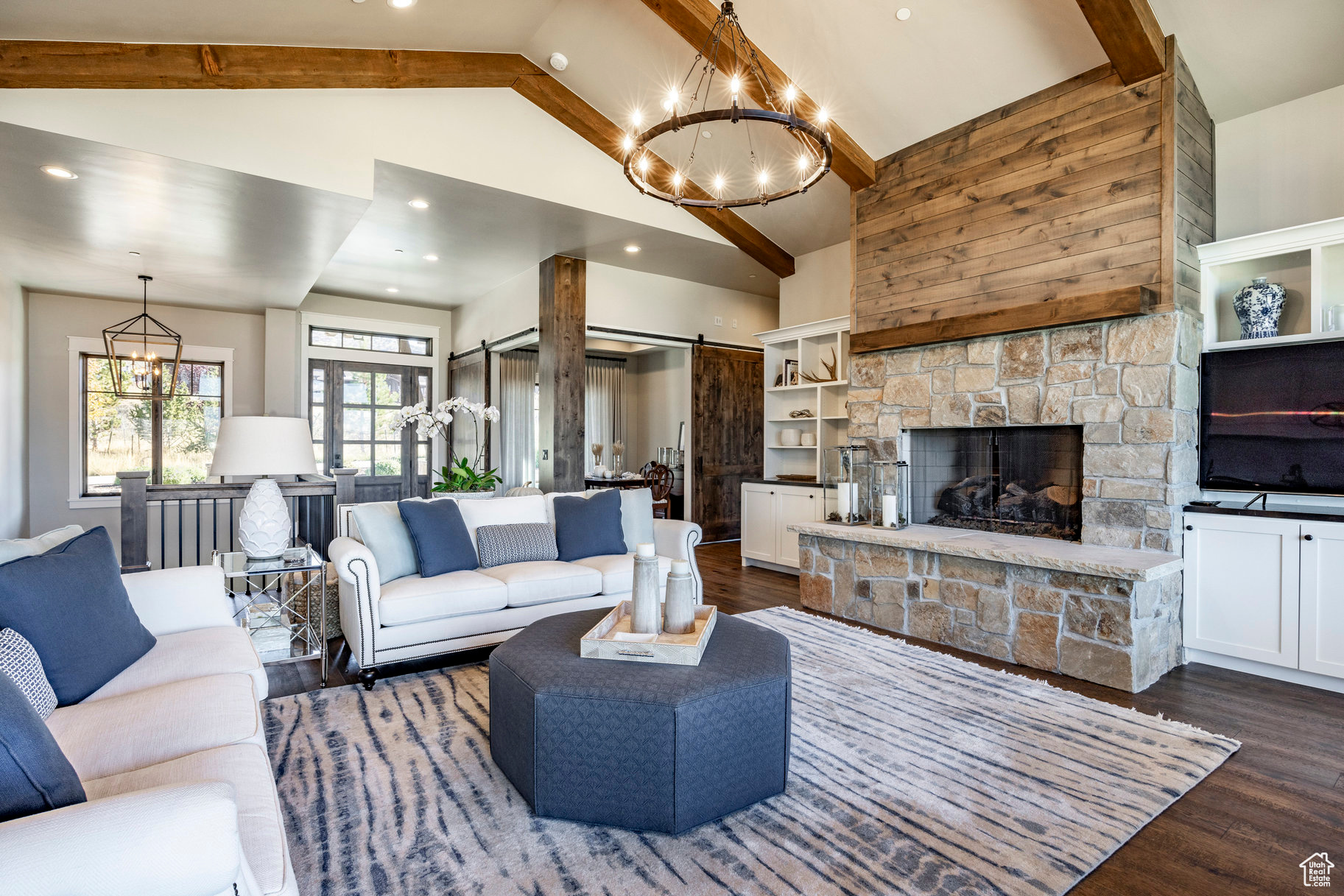 RED LEDGES - Residential