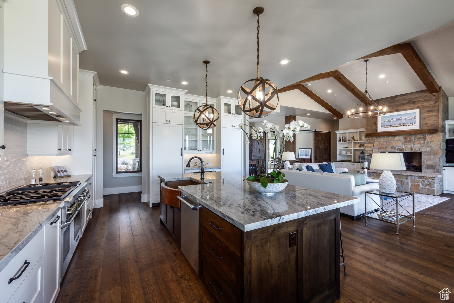 RED LEDGES - Residential