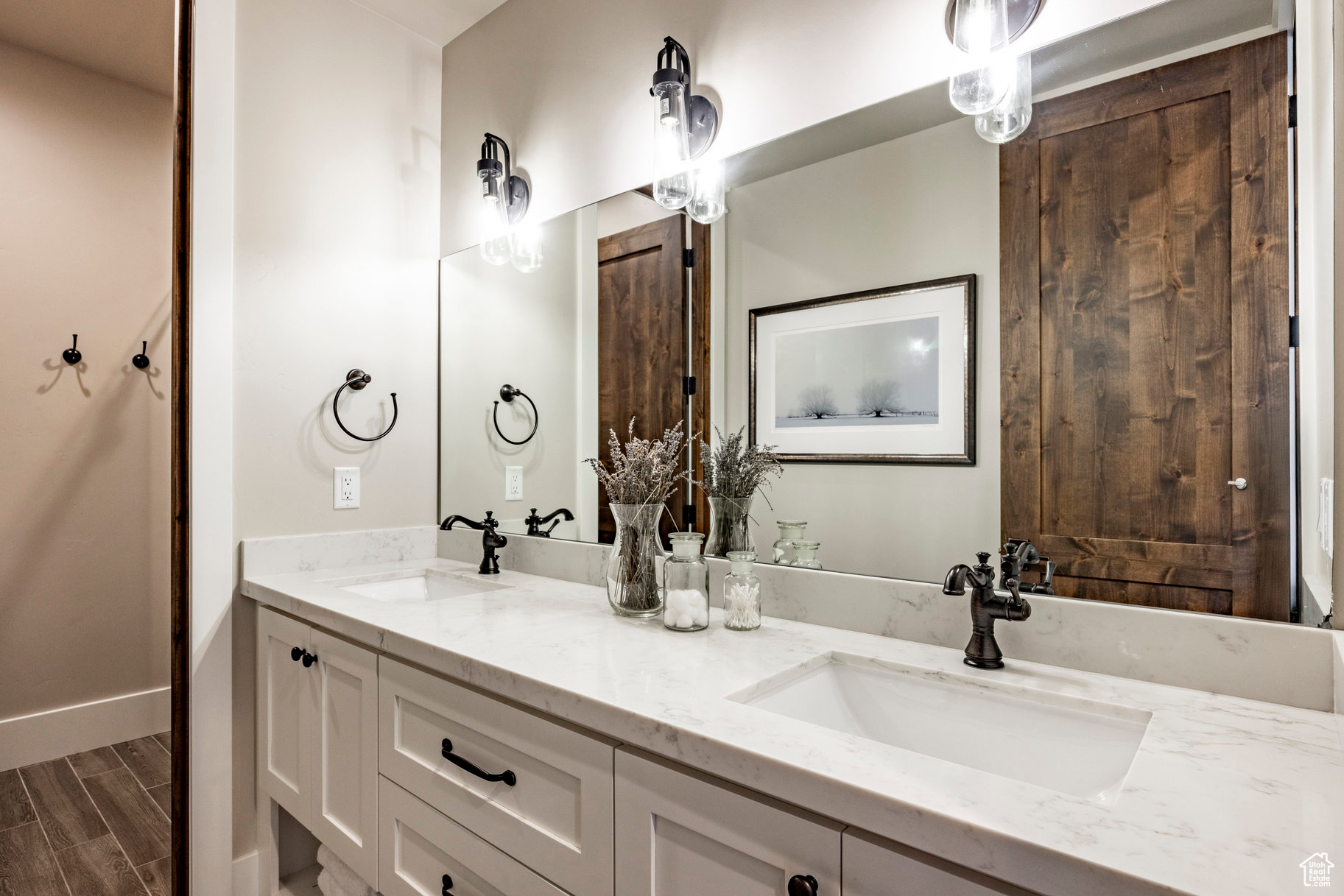 RED LEDGES - Residential