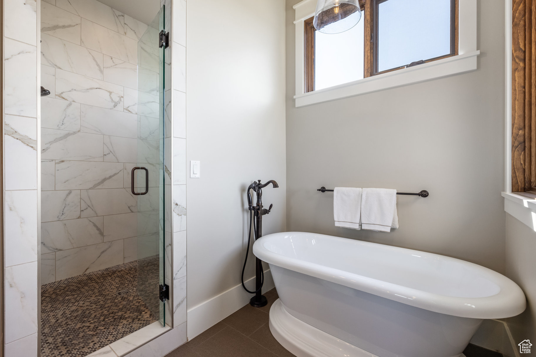 RED LEDGES - Residential