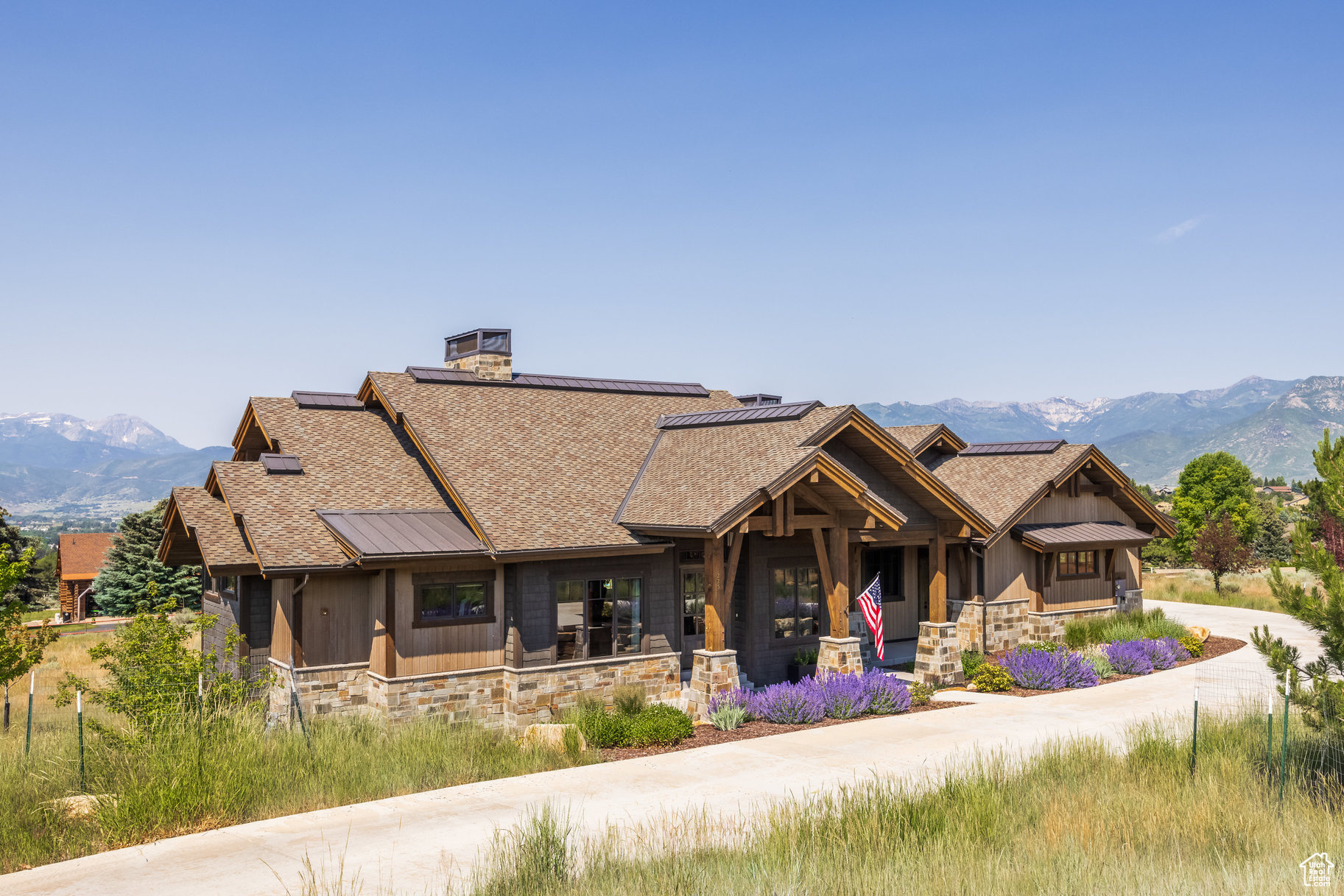 RED LEDGES - Residential