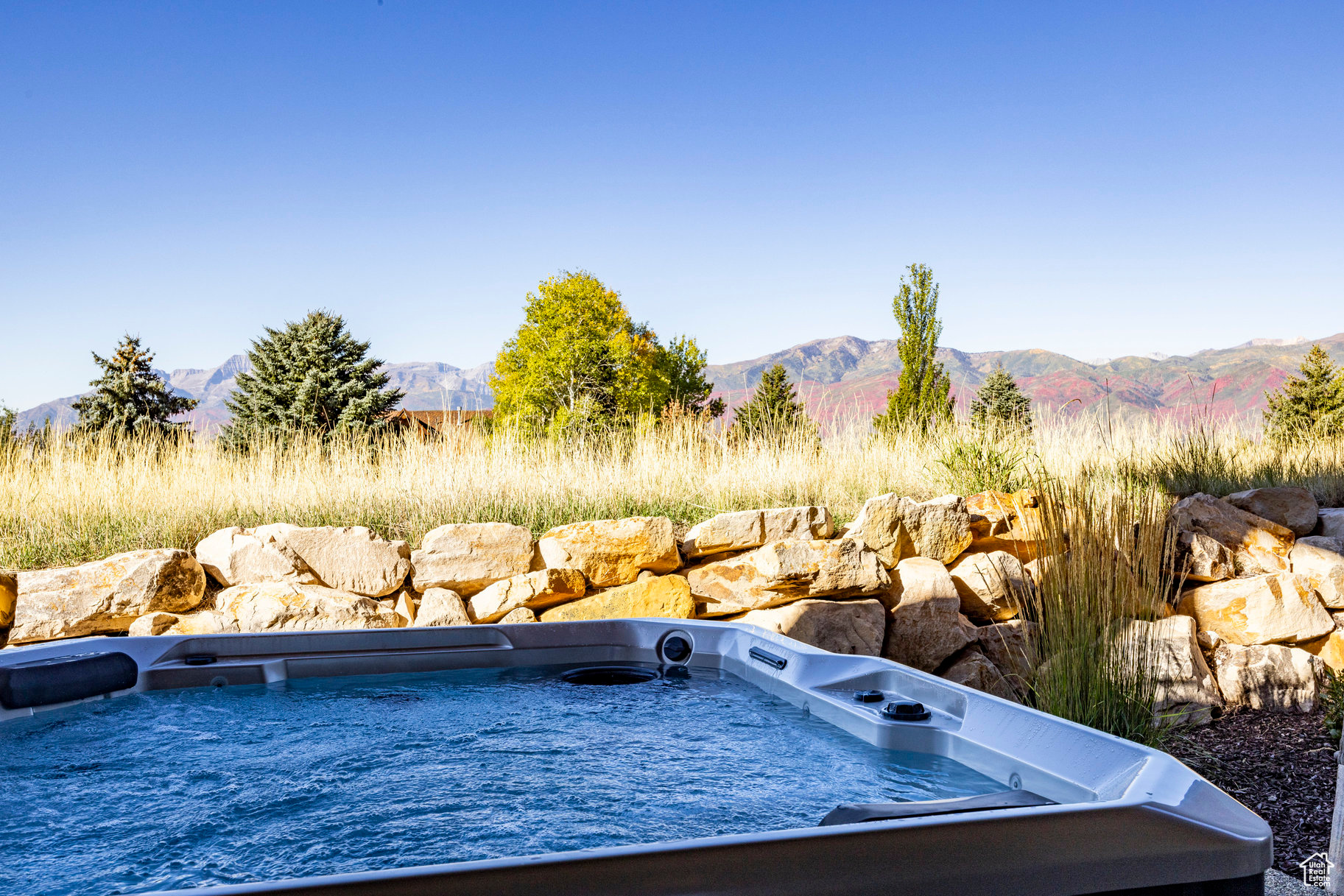 RED LEDGES - Residential