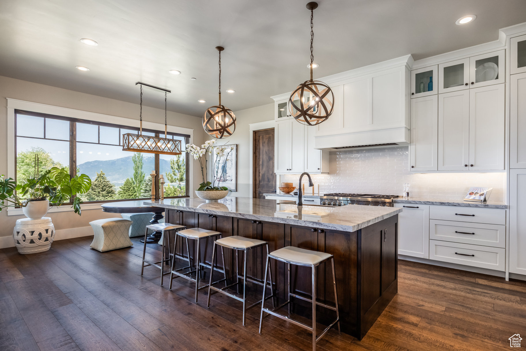 RED LEDGES - Residential