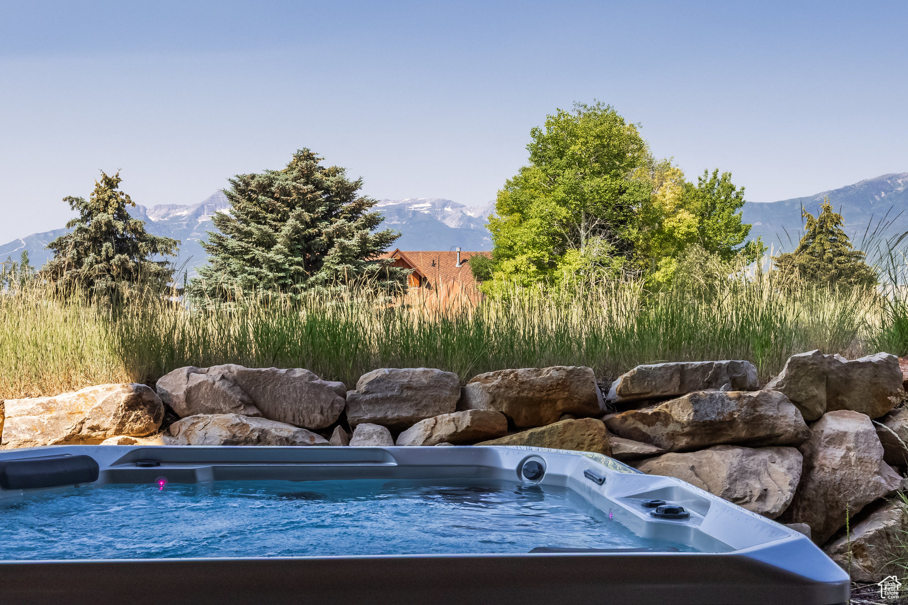 RED LEDGES - Residential