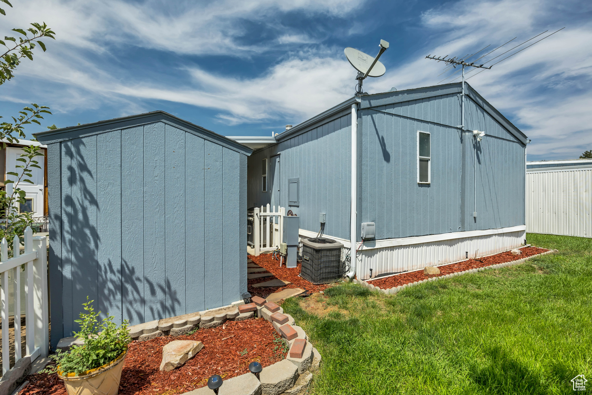 MAJESTIC MEADOWS - Residential