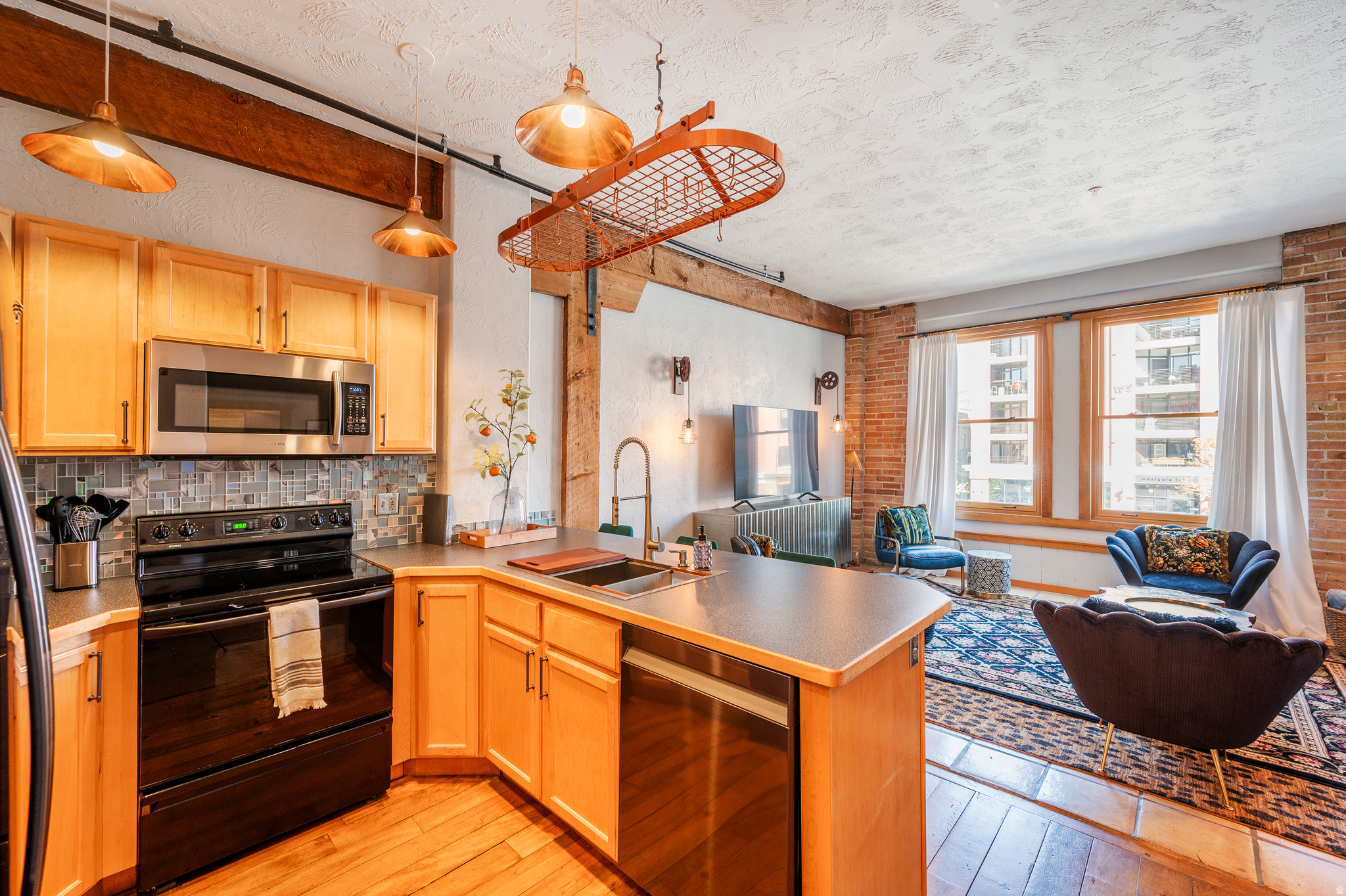 WAREHOUSE DISTRICT CONDOMINIUMS - Residential