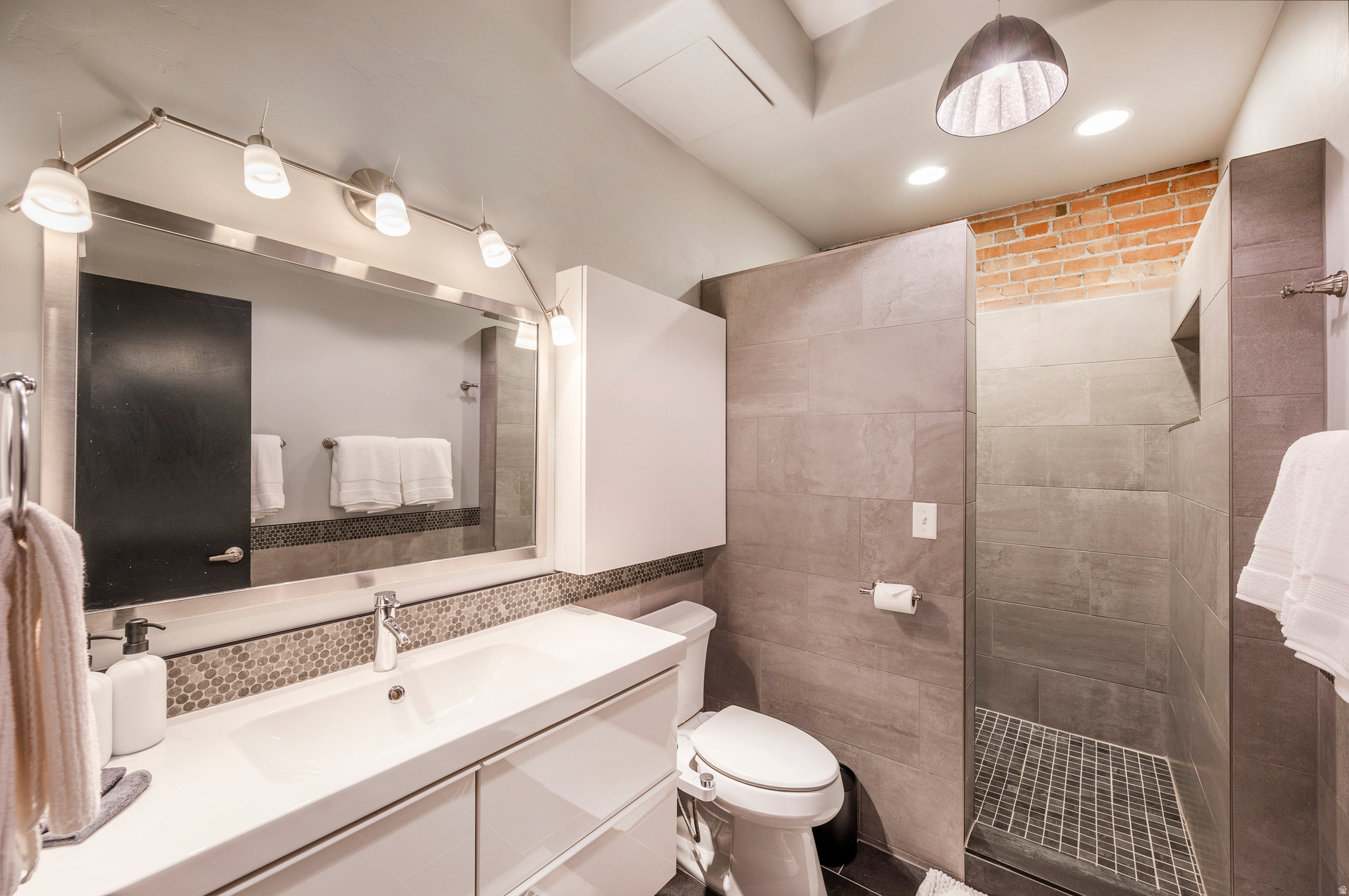 WAREHOUSE DISTRICT CONDOMINIUMS - Residential