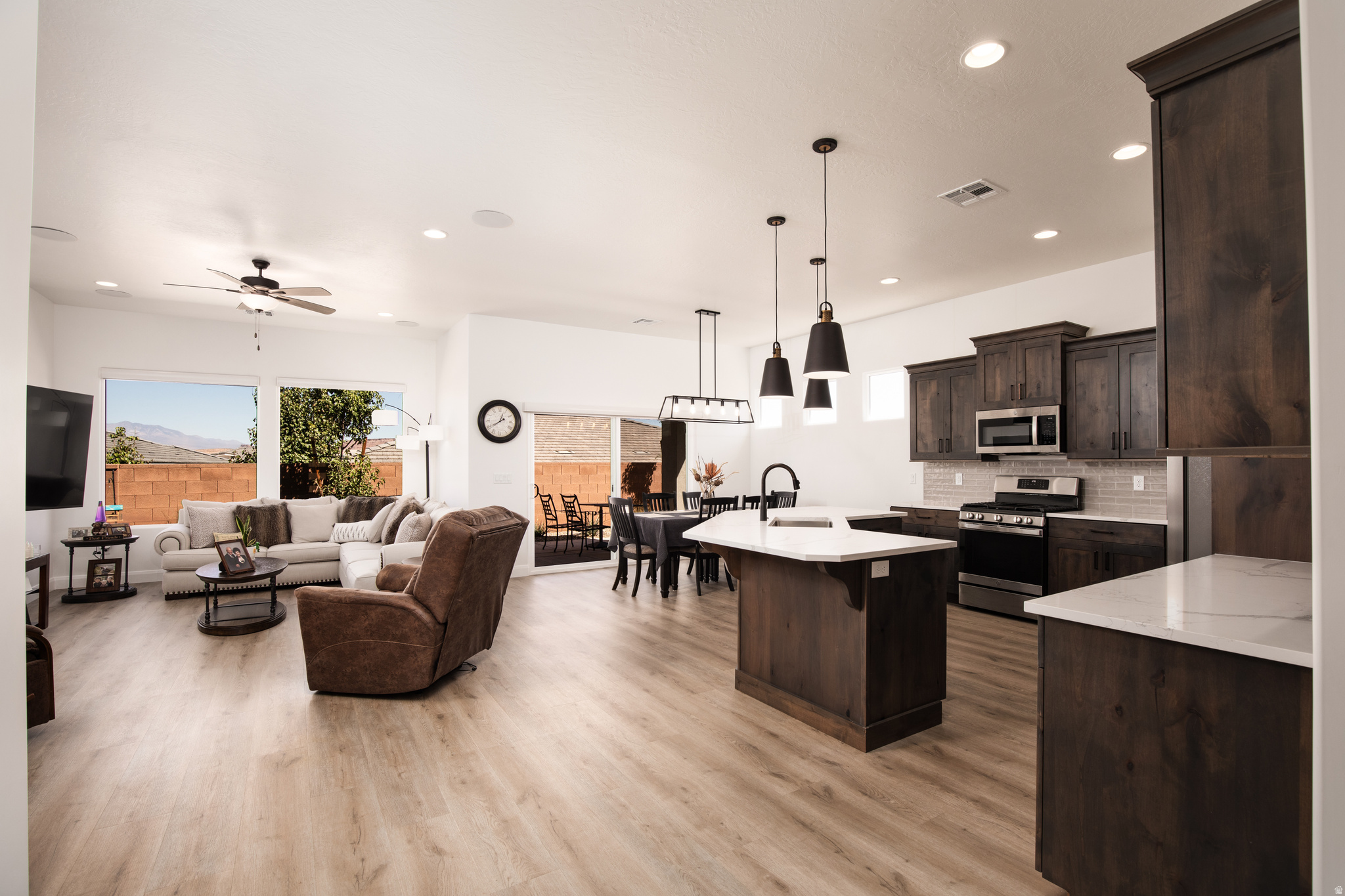 DESERT CLIFFS 2B - Residential