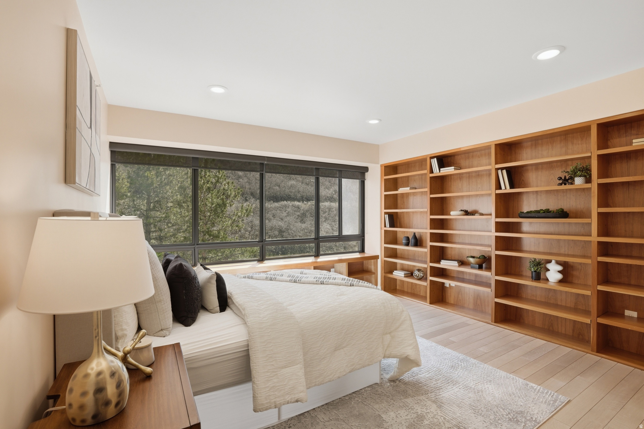 BENCH TOWER - Residential