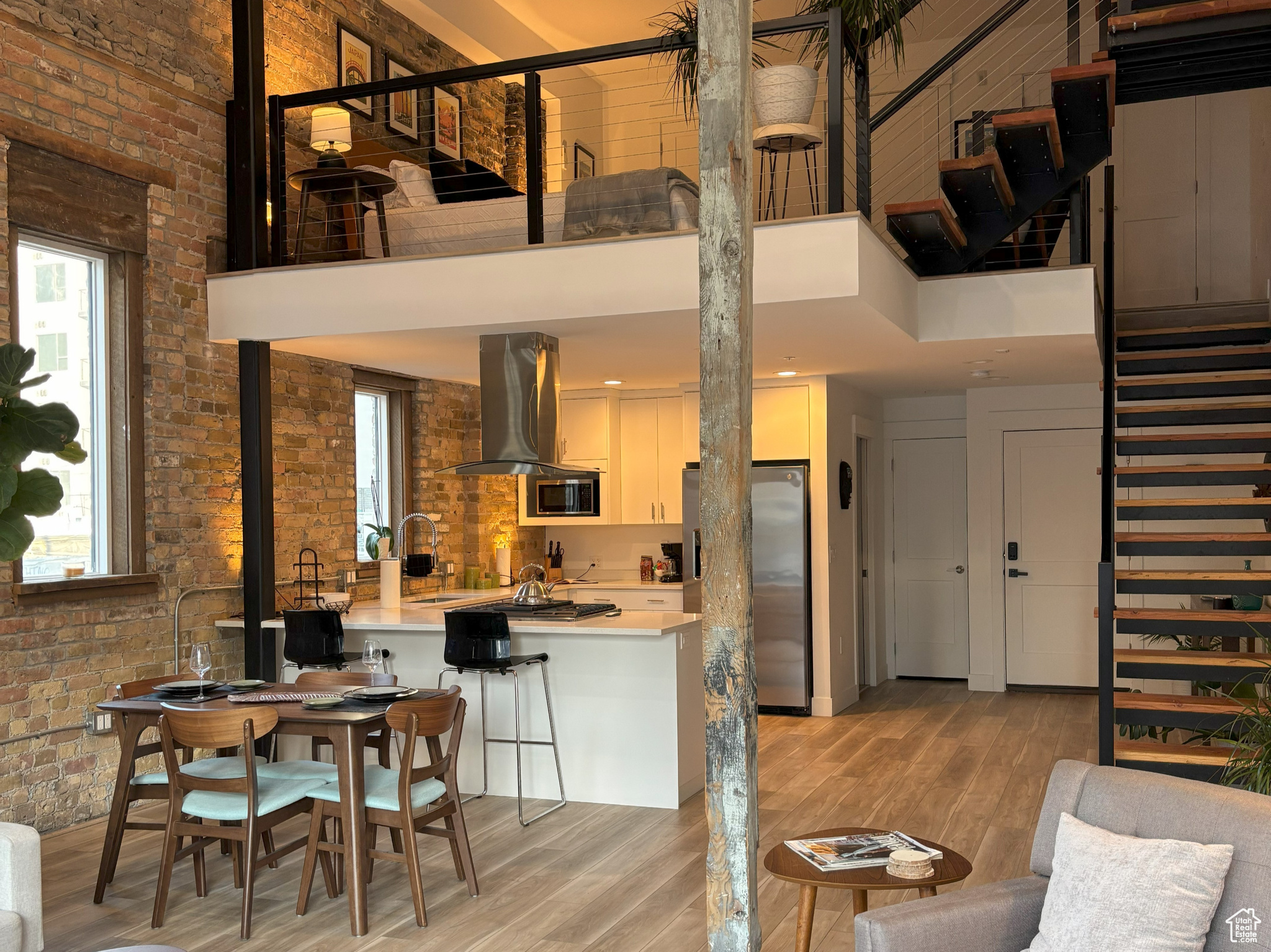 THE WARHOL LOFTS - Residential