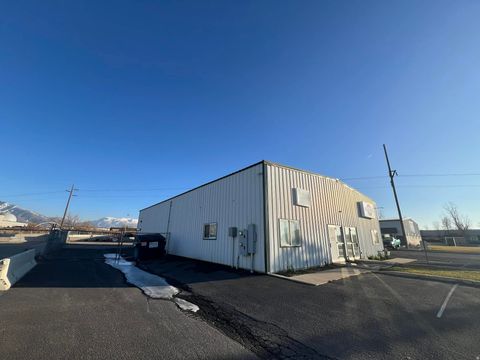 Tiny photo for 2882 S COMMERCE WAY W, Ogden, UT 84401 (MLS # 2143543)