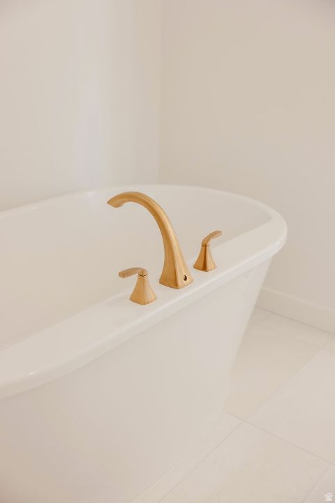 Tiny photo for 1618 W CANYON RIM RD, Lehi, UT 84048 (MLS # 2124598)