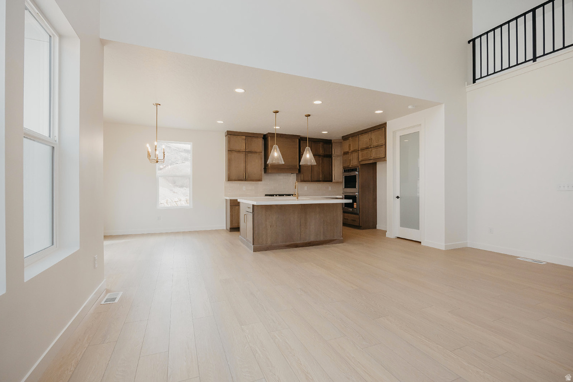 CANYON POINT - Residential