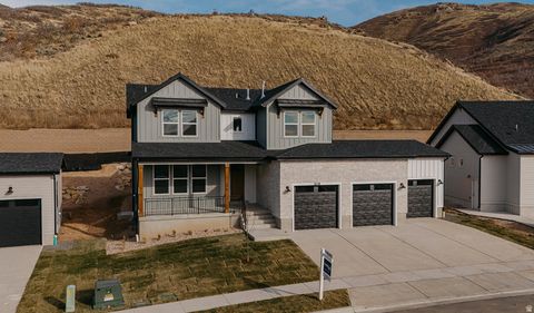 Tiny photo for 1618 W CANYON RIM RD, Lehi, UT 84048 (MLS # 2124598)