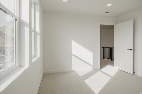 Tiny photo for 1618 W CANYON RIM RD, Lehi, UT 84048 (MLS # 2124598)