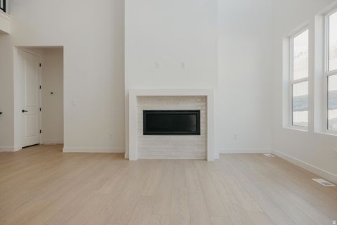 Tiny photo for 1618 W CANYON RIM RD, Lehi, UT 84048 (MLS # 2124598)