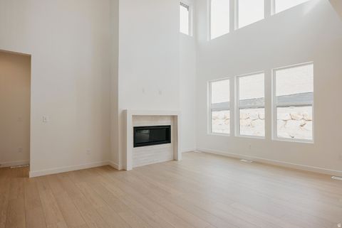 Tiny photo for 1618 W CANYON RIM RD, Lehi, UT 84048 (MLS # 2124598)