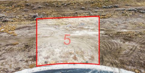 Photo of 561 S 600 E #5, Nephi, UT 84648 (MLS # 2117669)