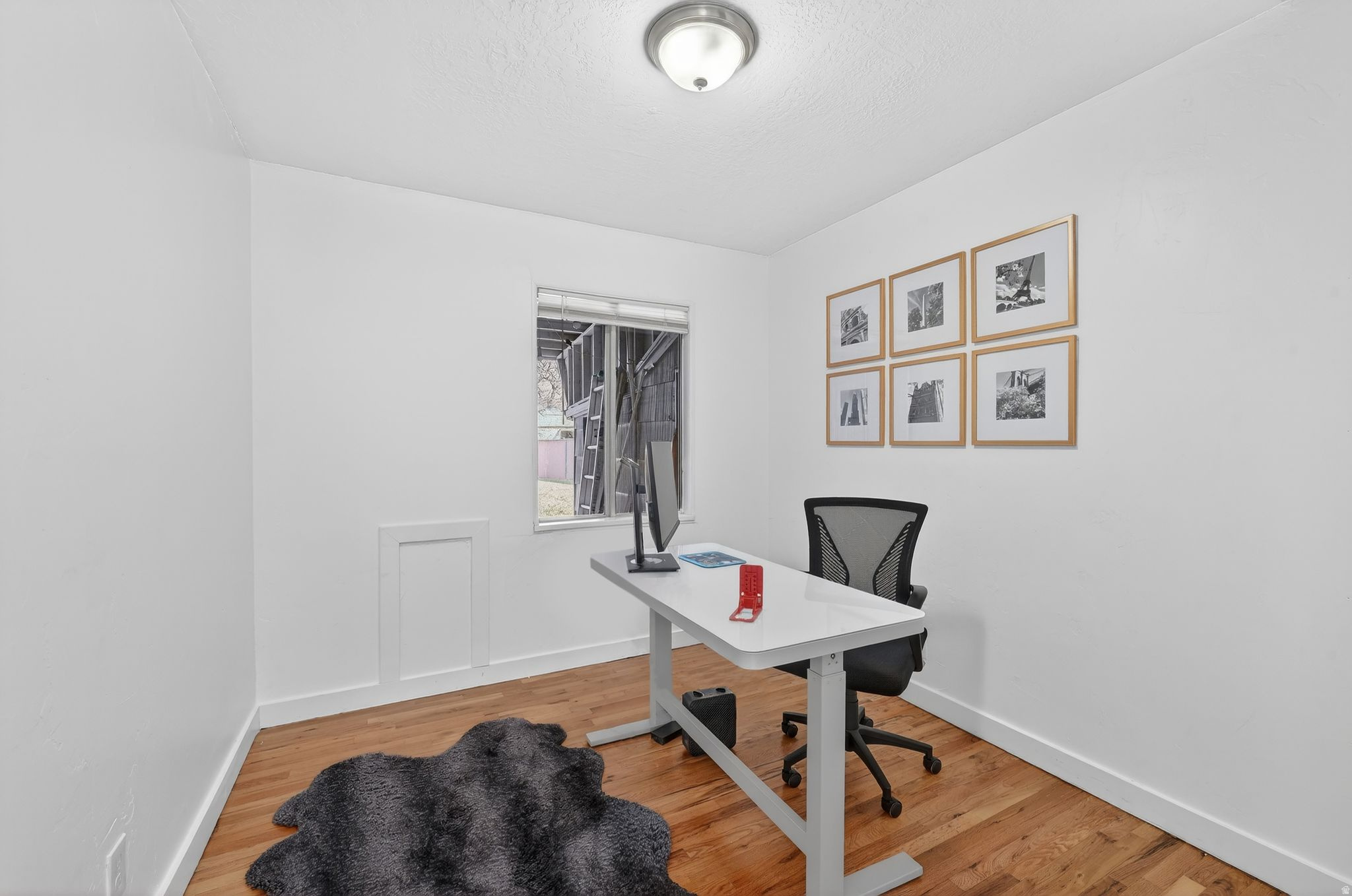 GLENDALE GARDENS - Residential