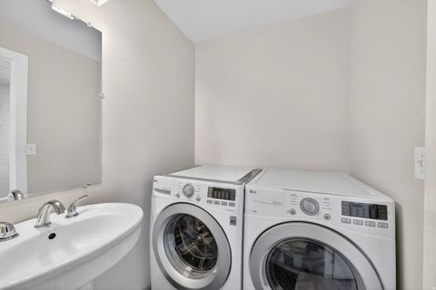 Tiny photo for 1049 S CHEYENNE ST, Salt Lake City, UT 84104 (MLS # 2135372)