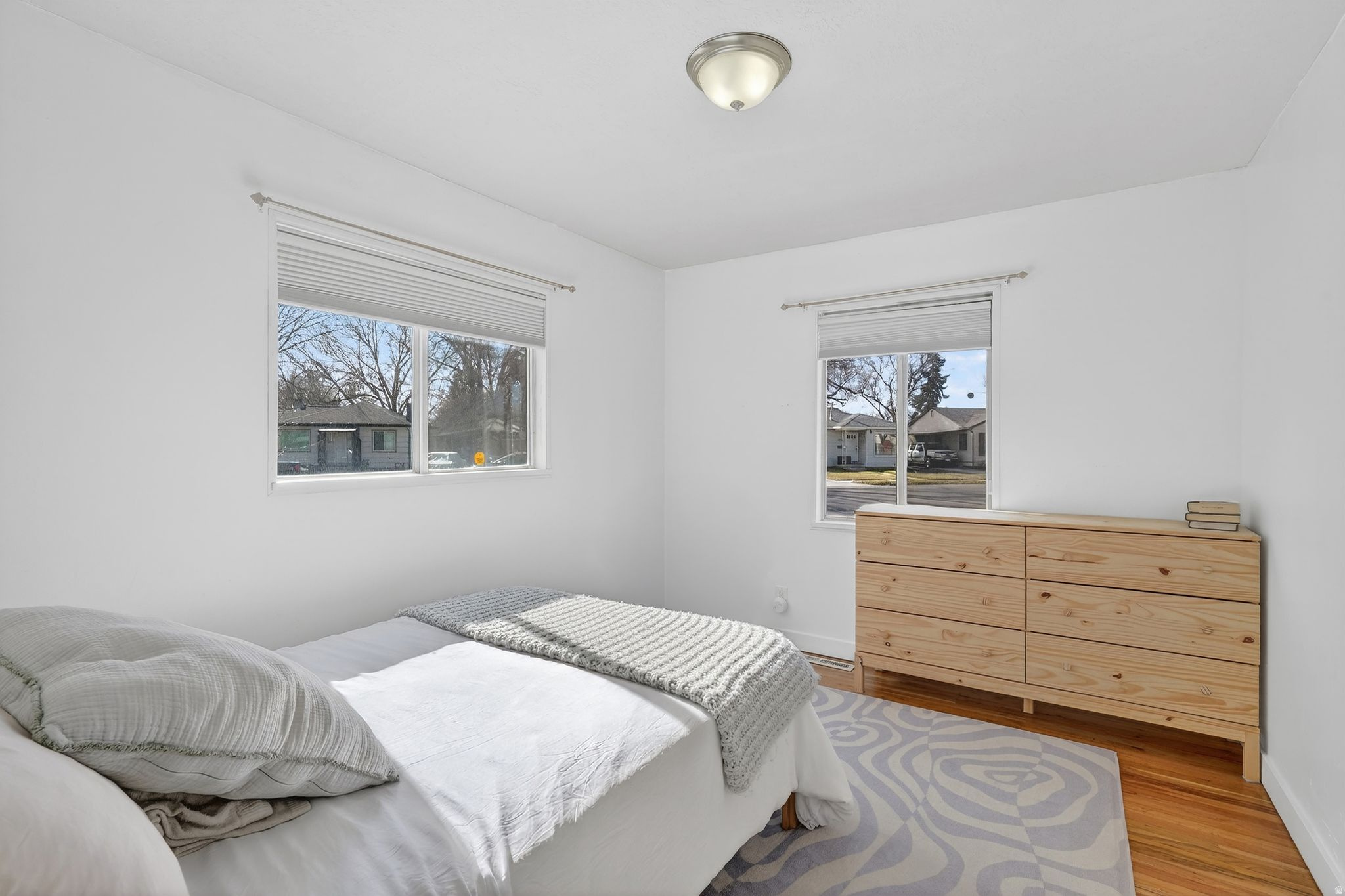 GLENDALE GARDENS - Residential