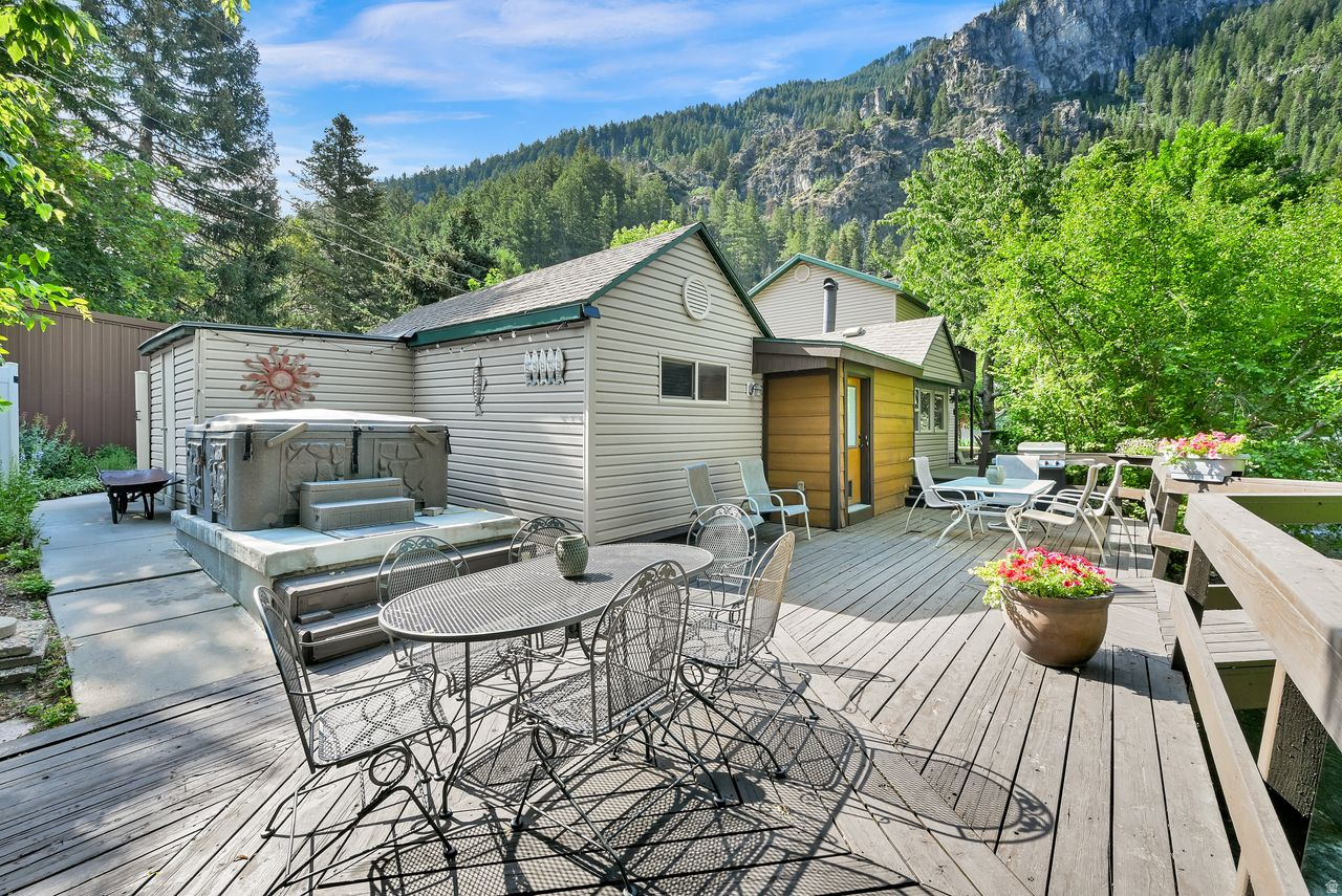 WILDWOOD ESTATES - Residential