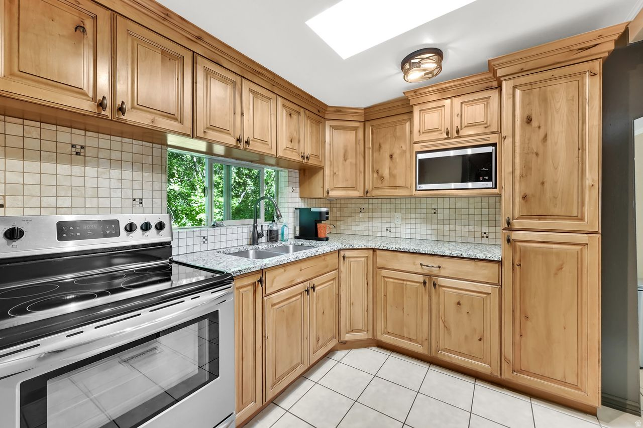 WILDWOOD ESTATES - Residential
