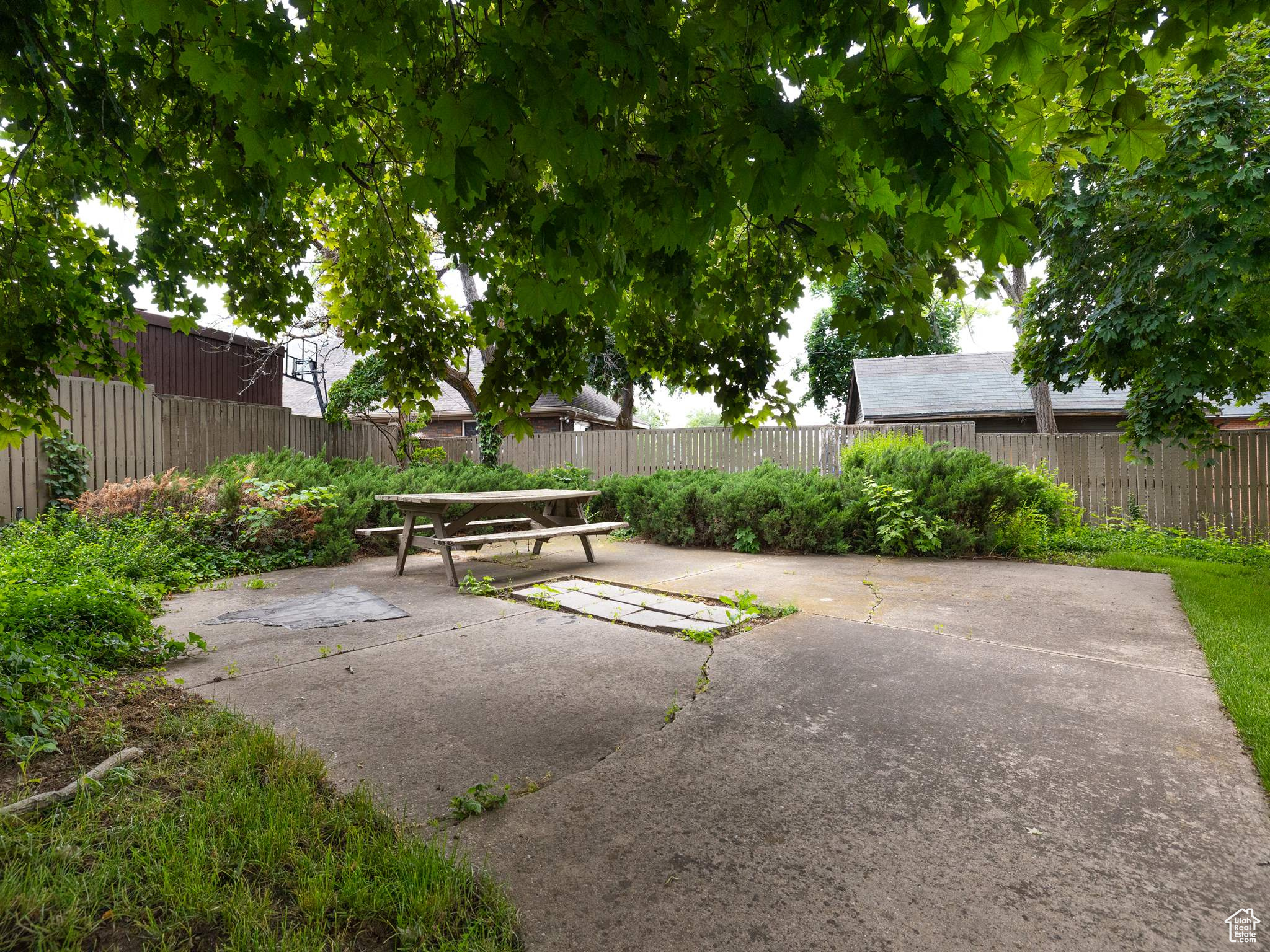 THREE FOUNTAINS - Residential