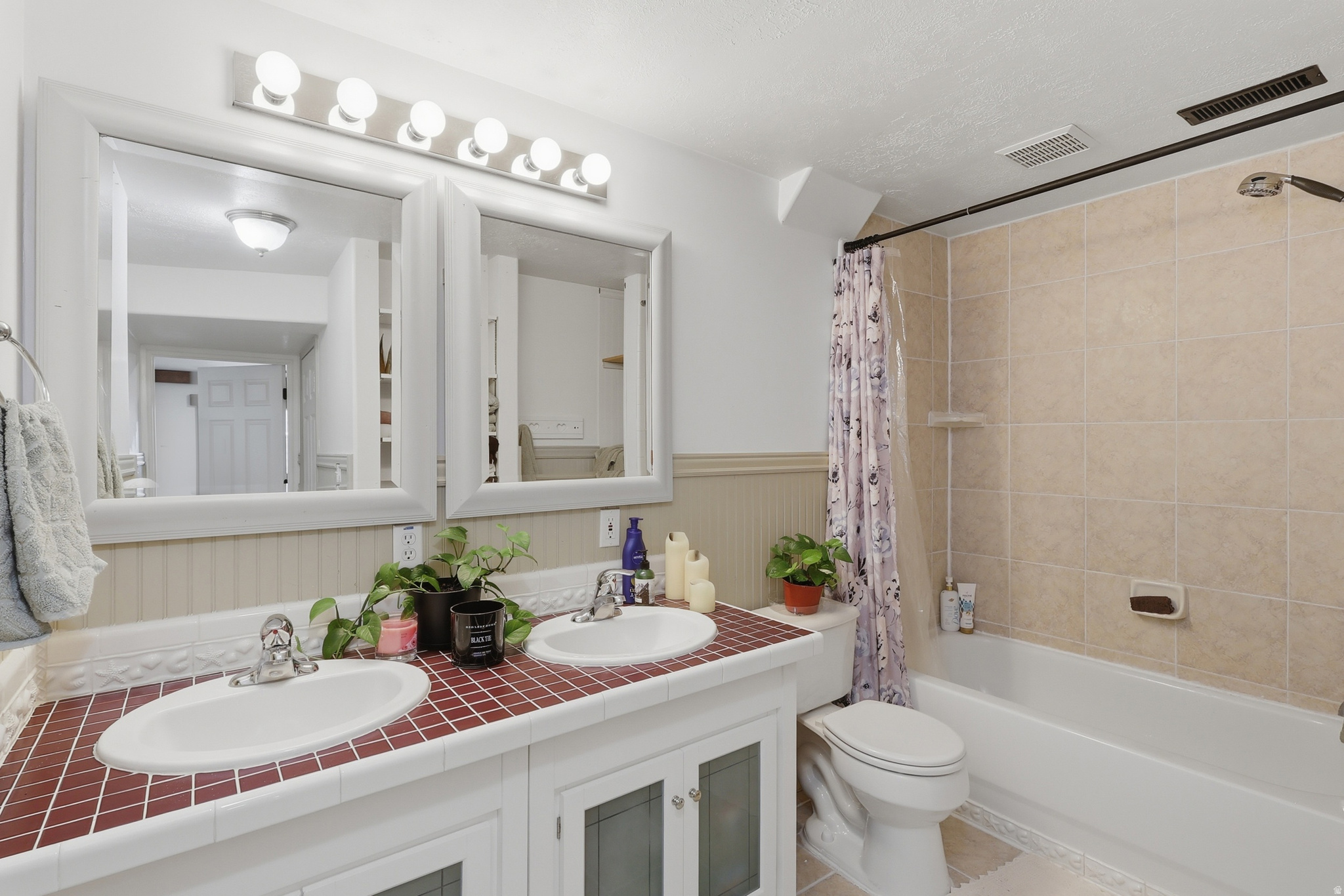 MUIRFIELD - Residential