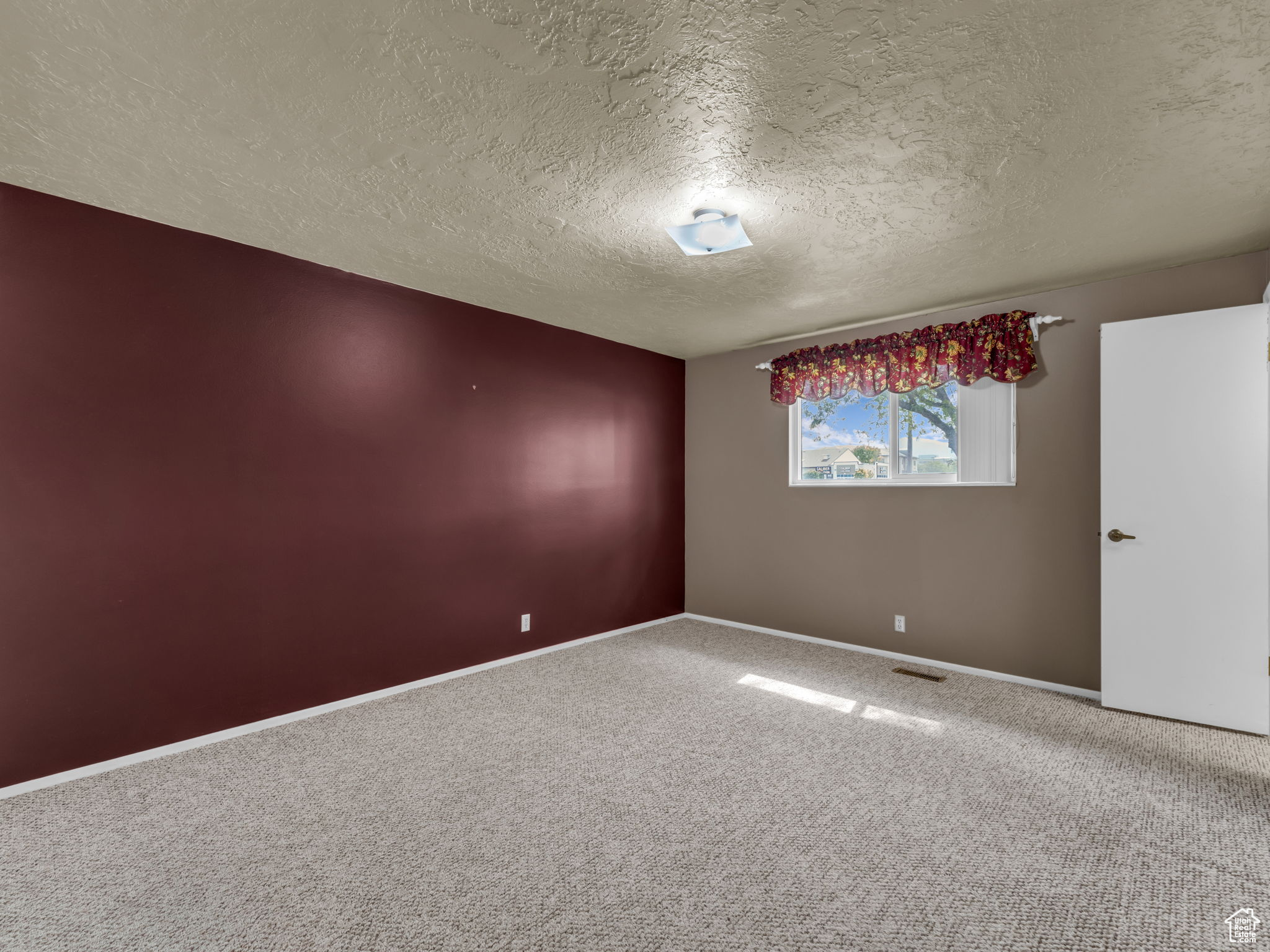 MEADOWS - Residential