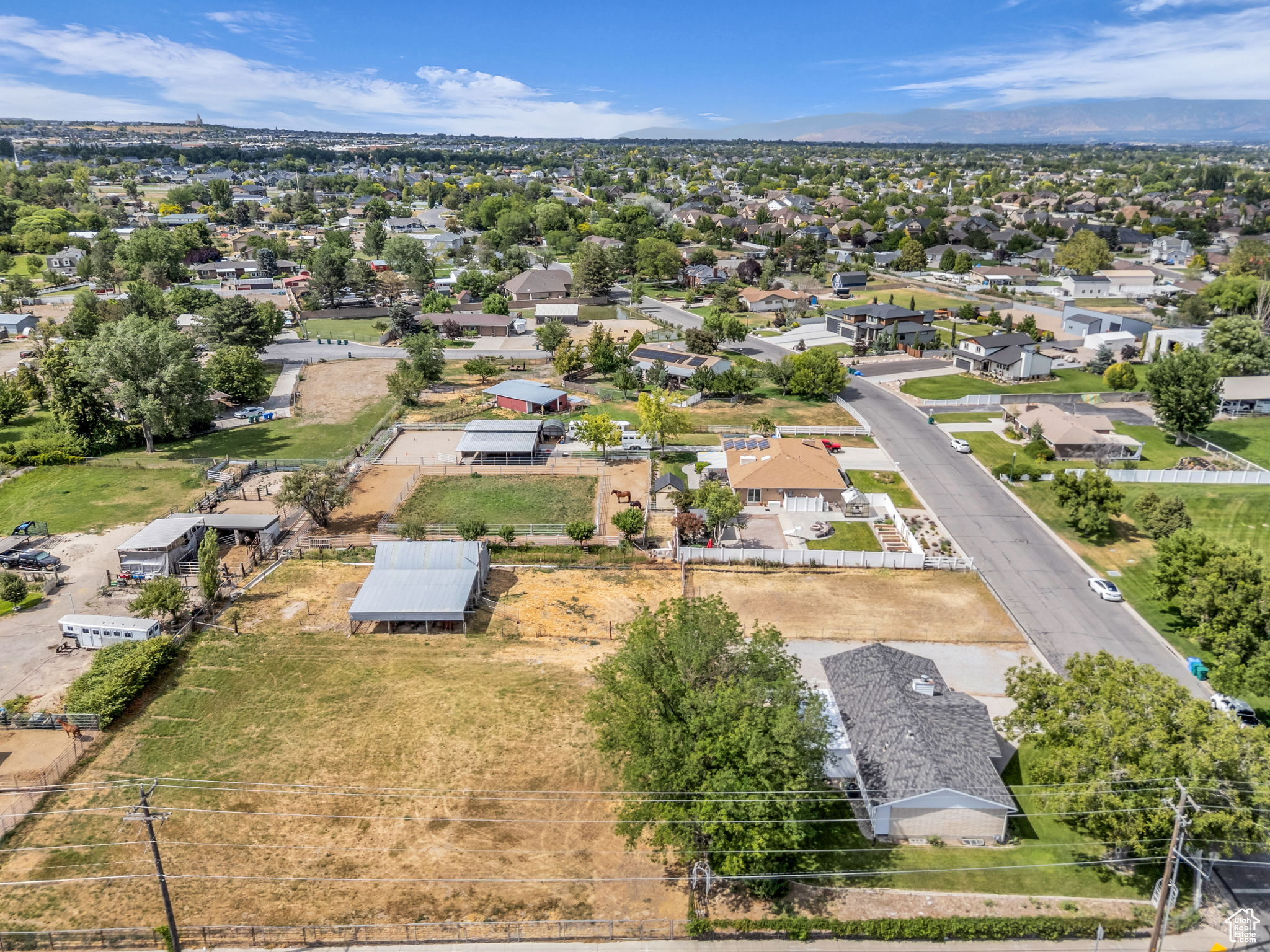 MEADOWS - Residential