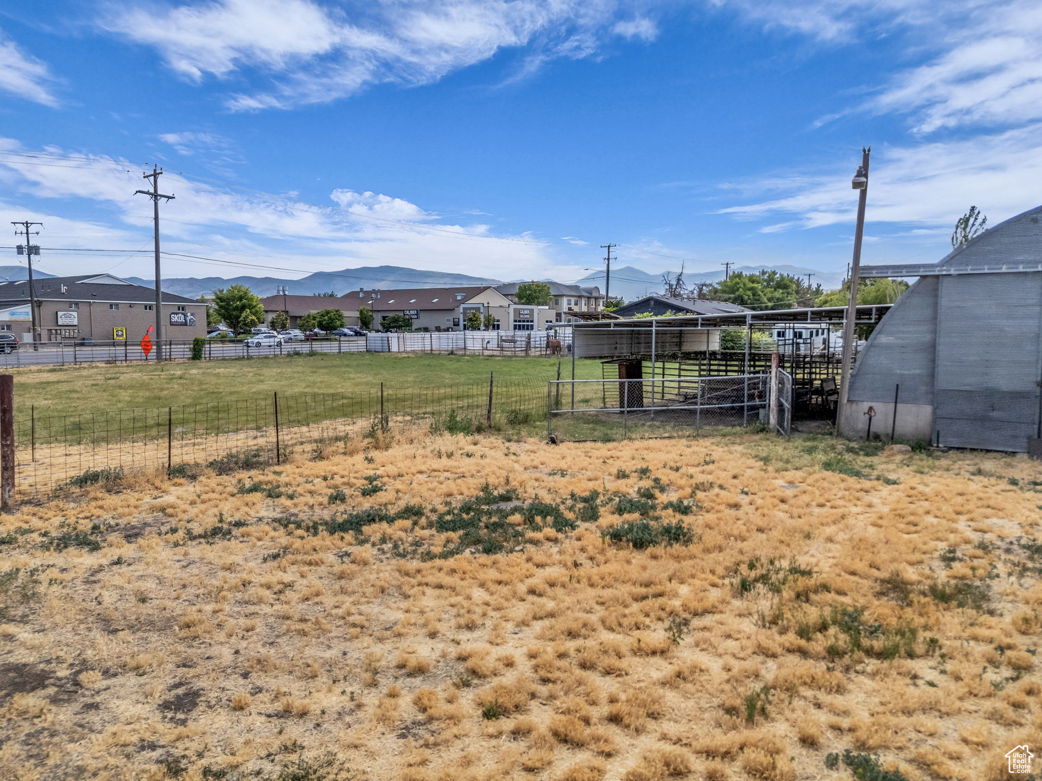 MEADOWS - Residential