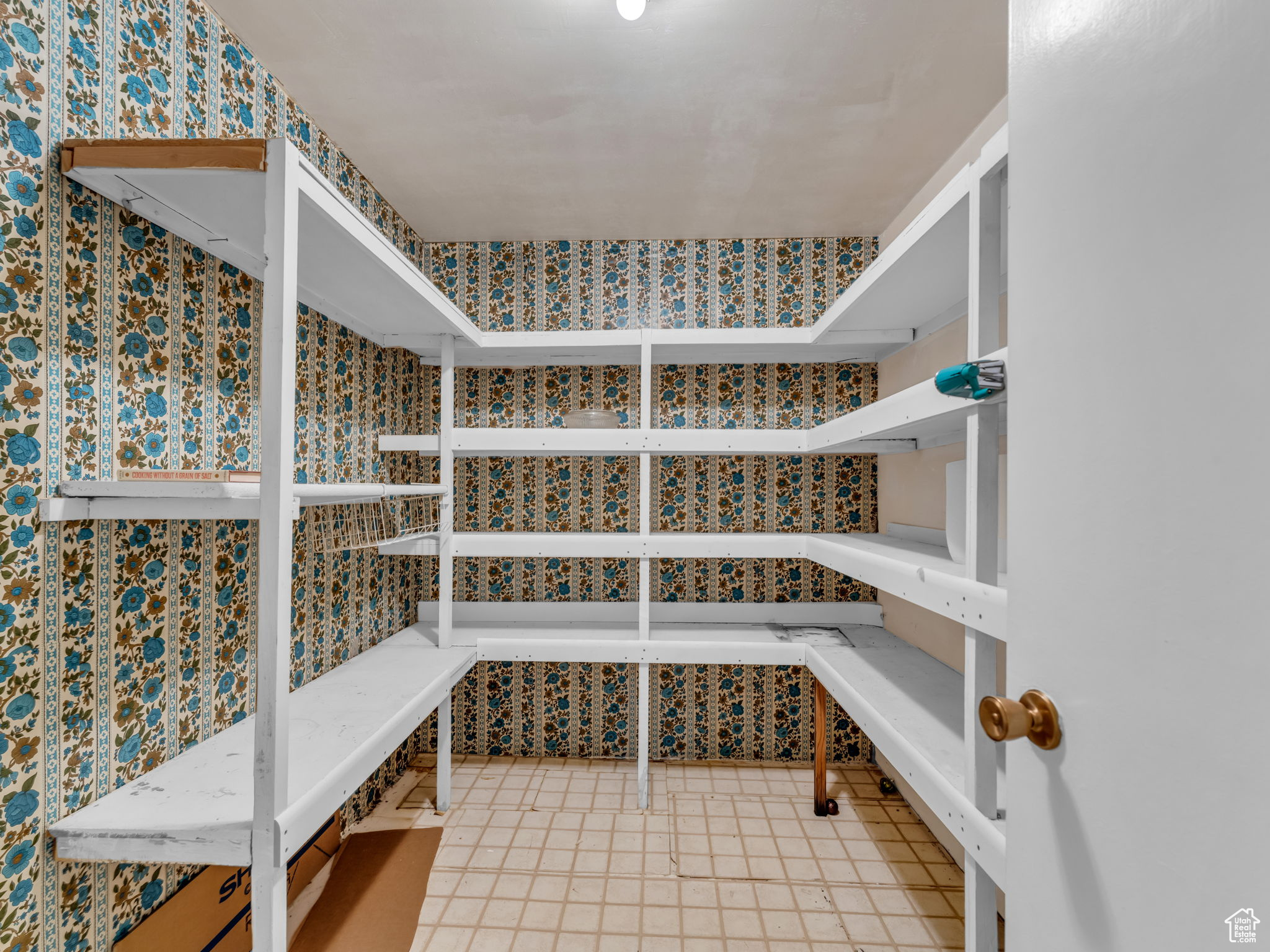 MEADOWS - Residential