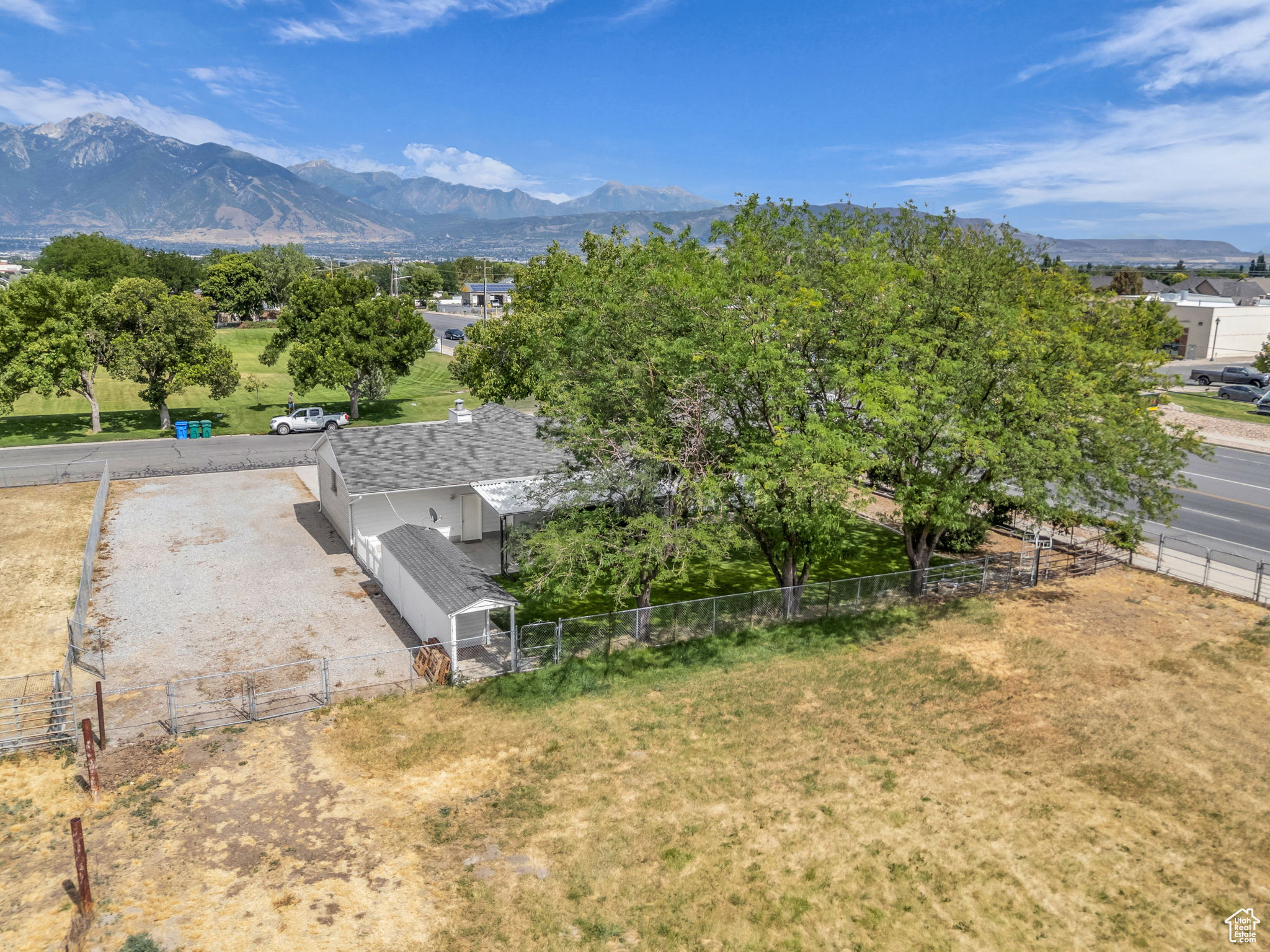 MEADOWS - Residential