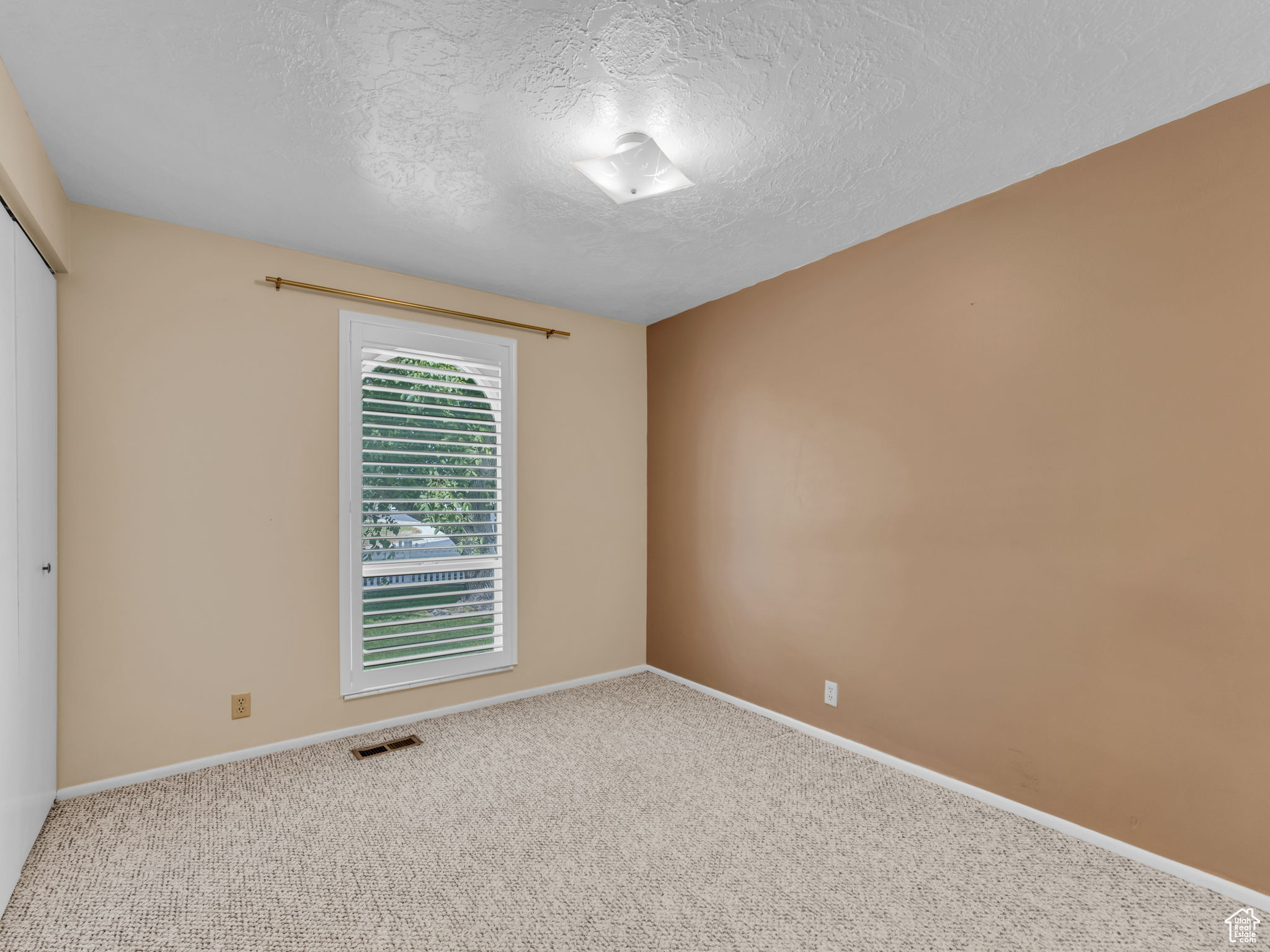 MEADOWS - Residential